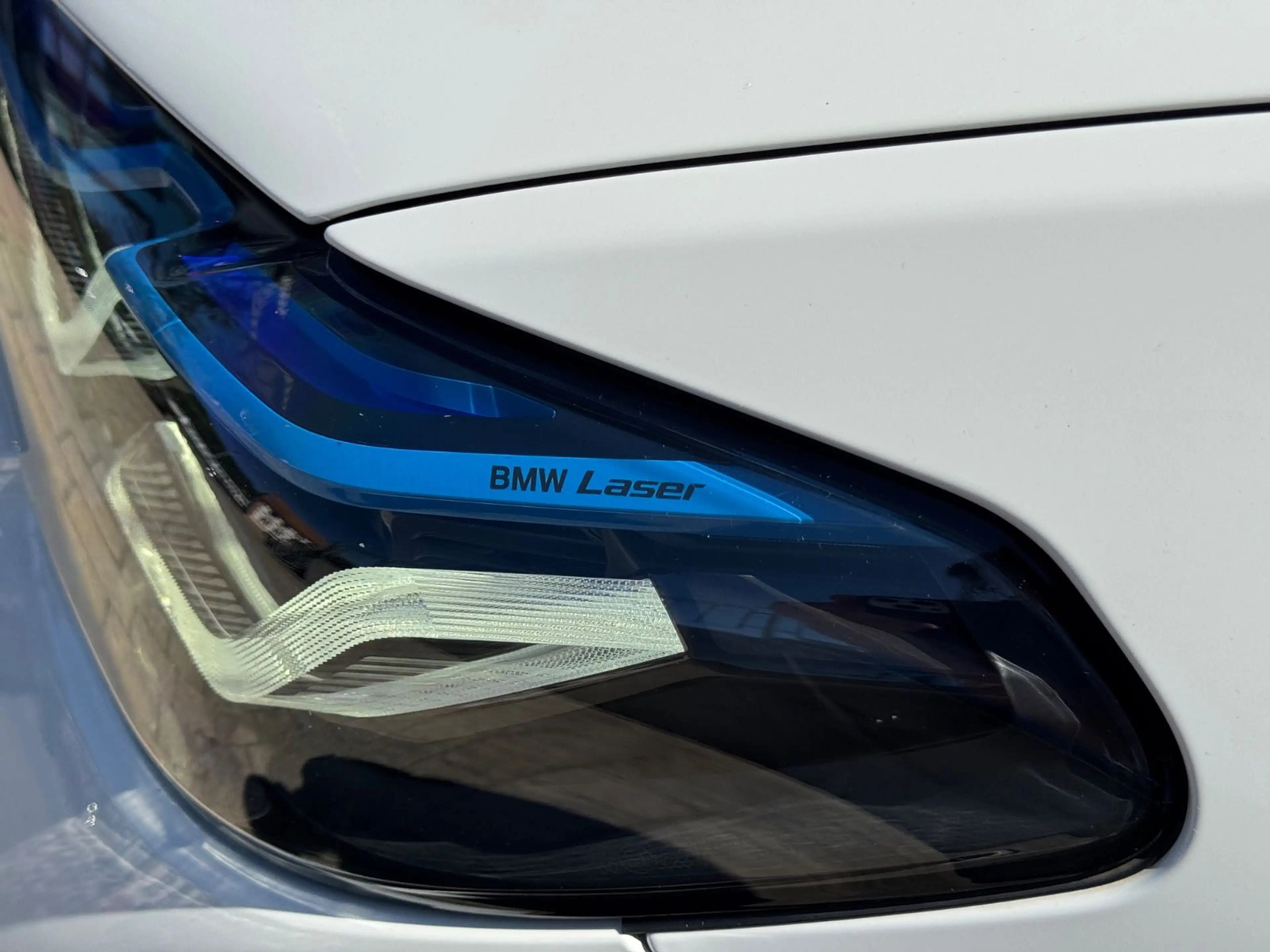 BMW 550 i xDrive+2.Hand+B&W+DisplayKey+8FachB. — photo 15