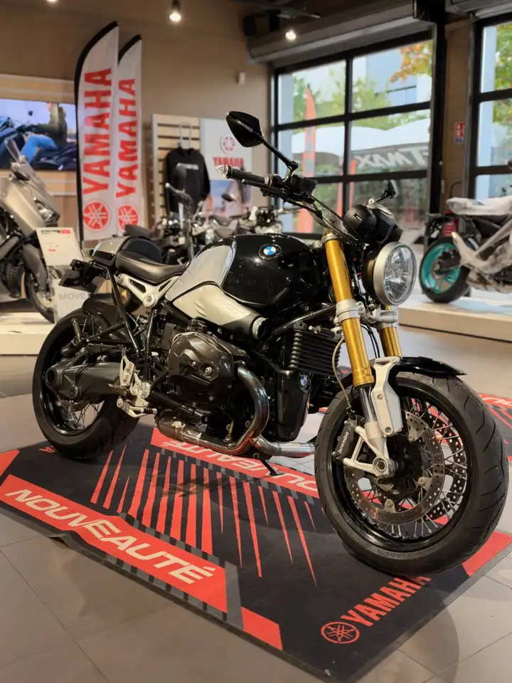 BMW R nineT