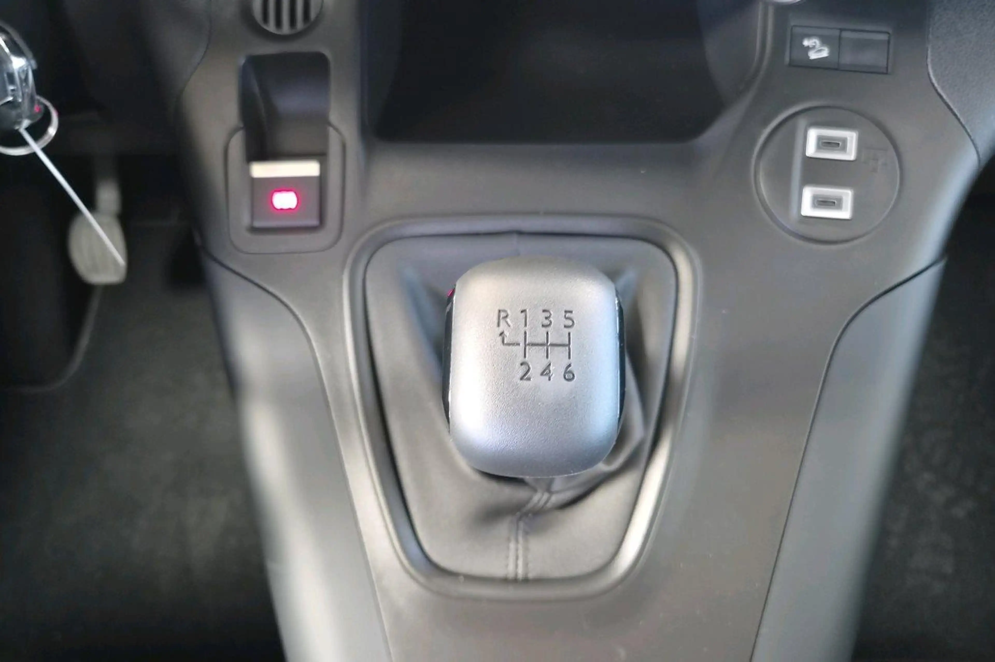 Fiat Qubo SMALL — photo 14