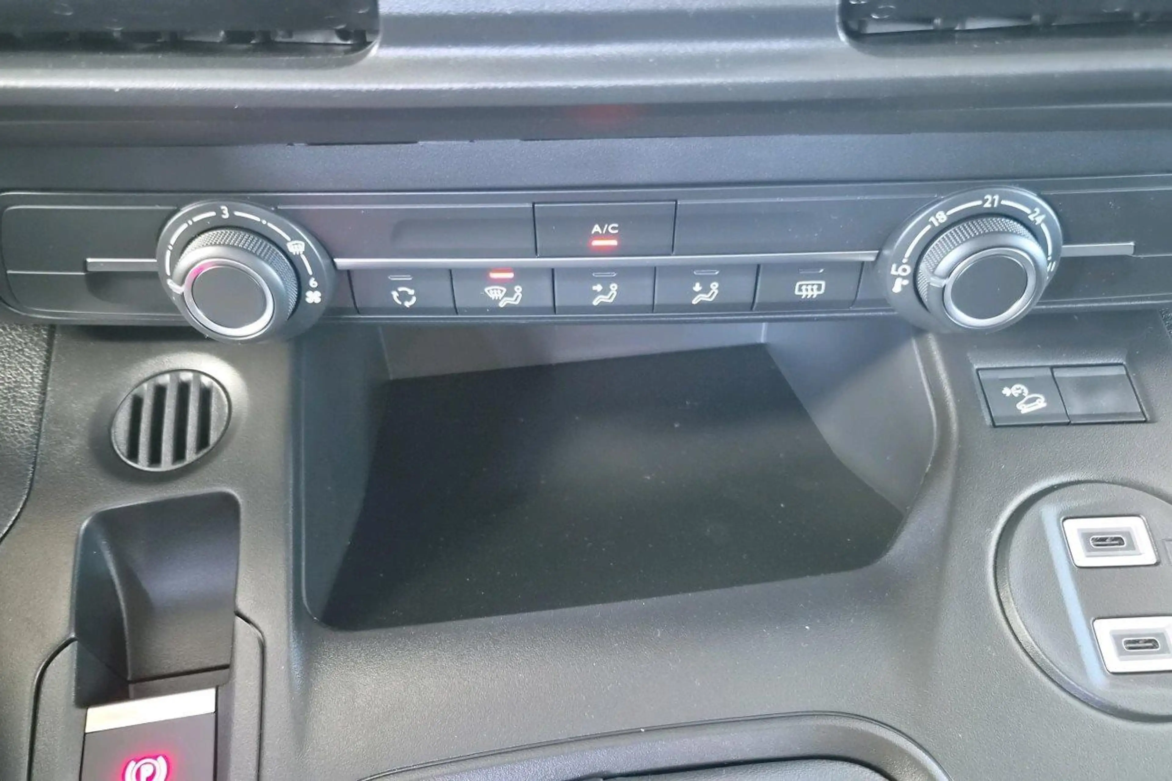Fiat Qubo SMALL — photo 13