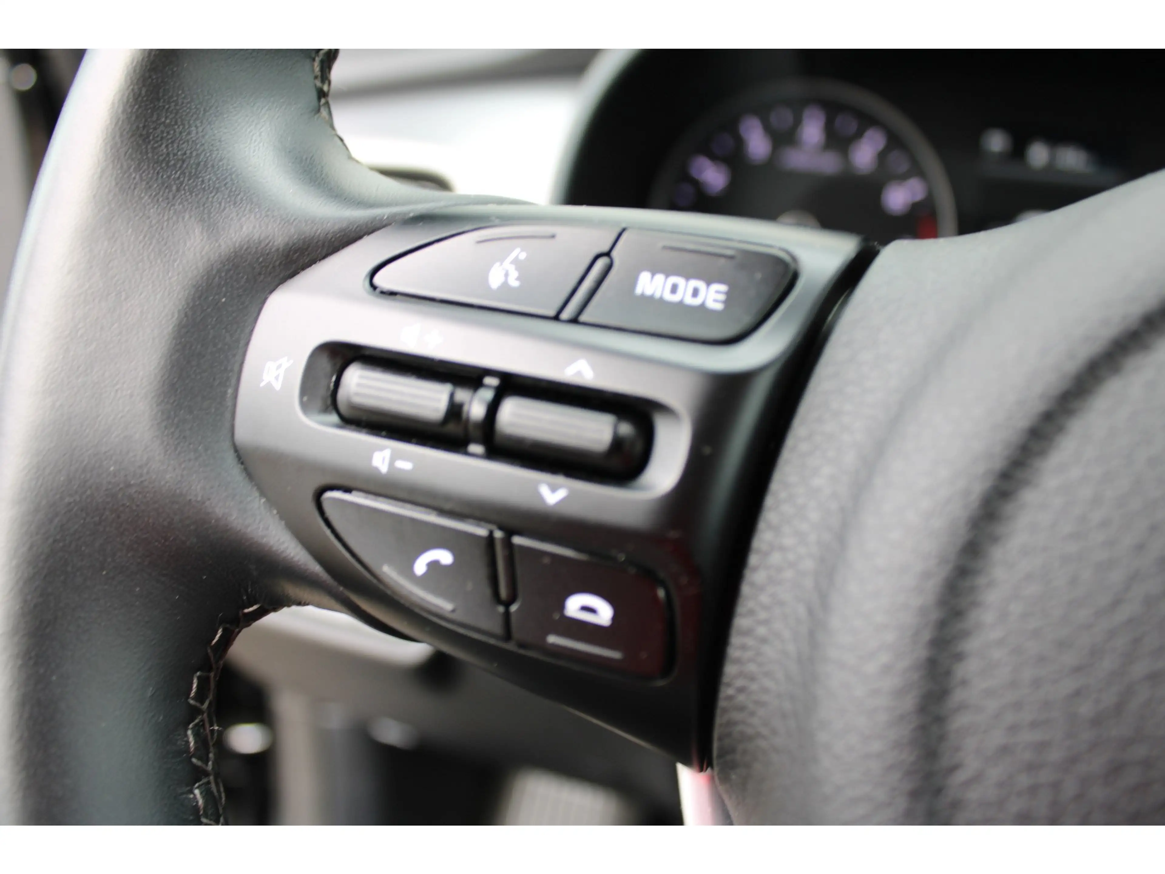 Kia Stonic 1.0 T-GDi MHEV DynamicLine Automaat | NAVI | CLIMA — photo 16