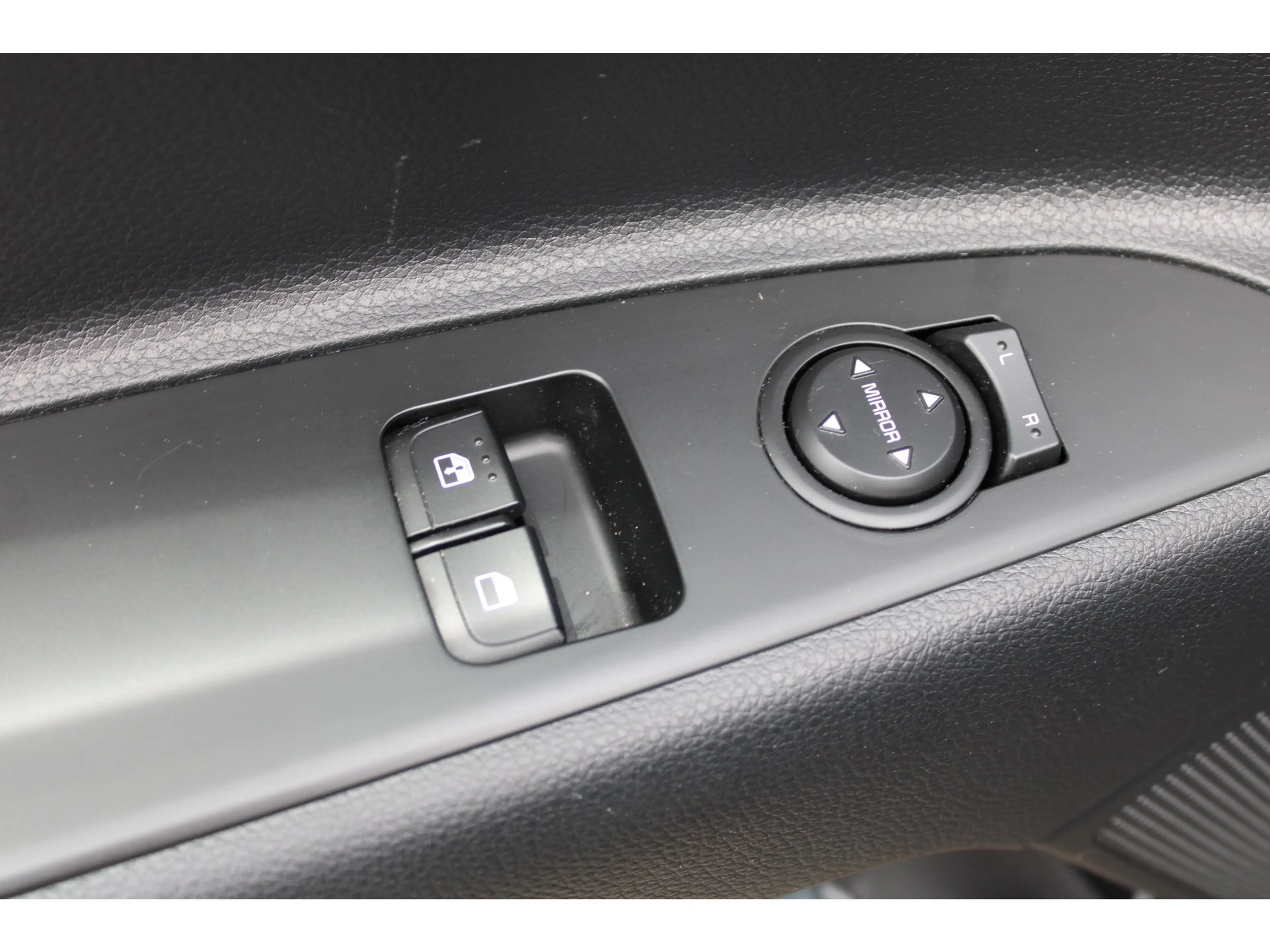 Kia Stonic 1.0 T-GDi MHEV DynamicLine Automaat | NAVI | CLIMA — photo 13