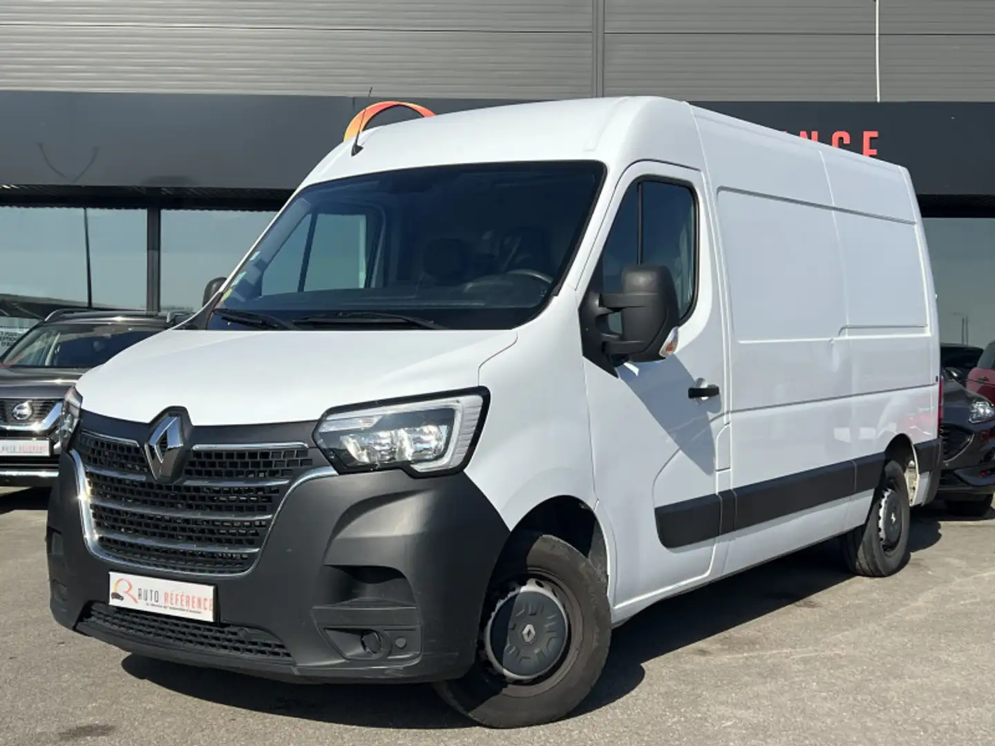 Renault Master F3300 L2H2 2.3 BLUE DCI 135CH GRAND CONFORT EURO6 Blanc - 1