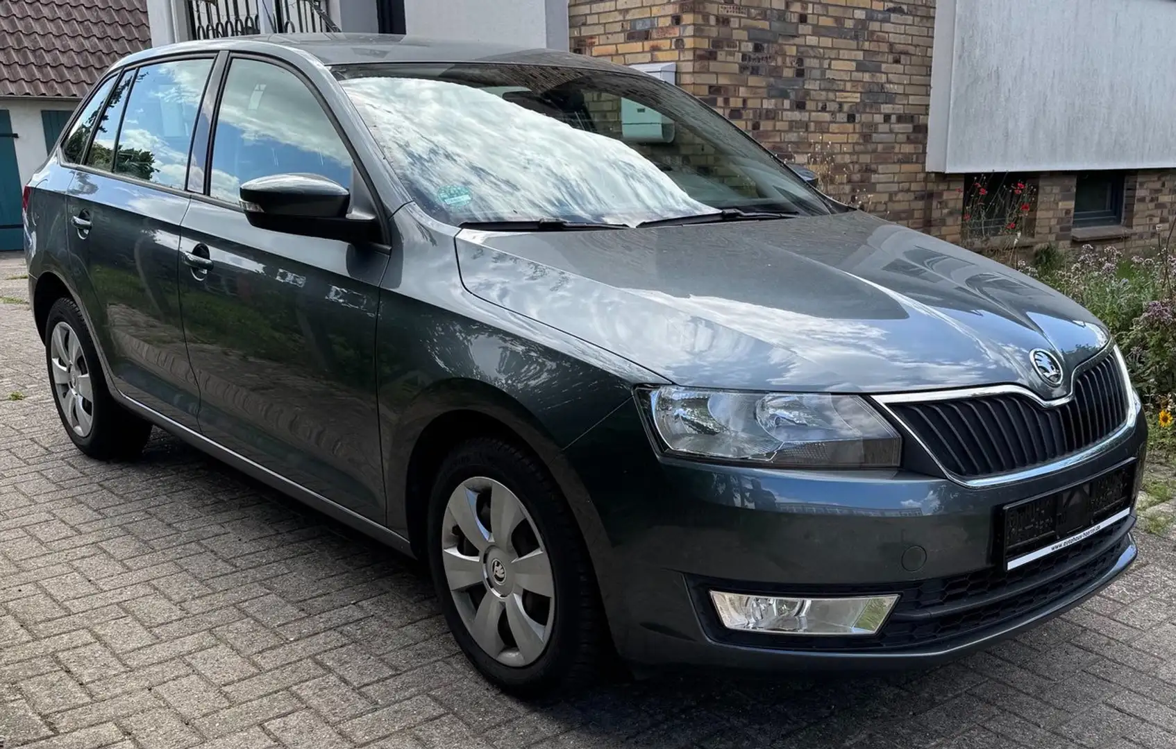 Skoda Rapid/Spaceback Rapid Spaceback 1.2 TSI (Green tec) Ambition Grau - 1