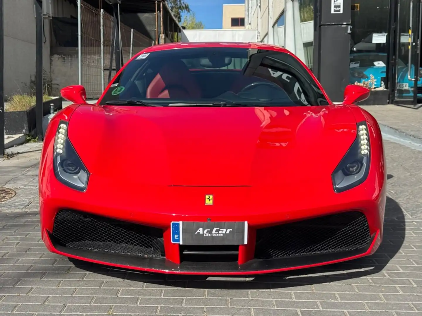 Ferrari 488 GTB Rojo - 2