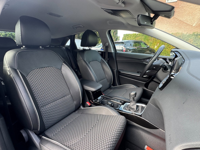 Kia Ceed / cee'd 1.0 T-GDi DynamicPlusLine | Stoelverwarming | Stuu — photo 10