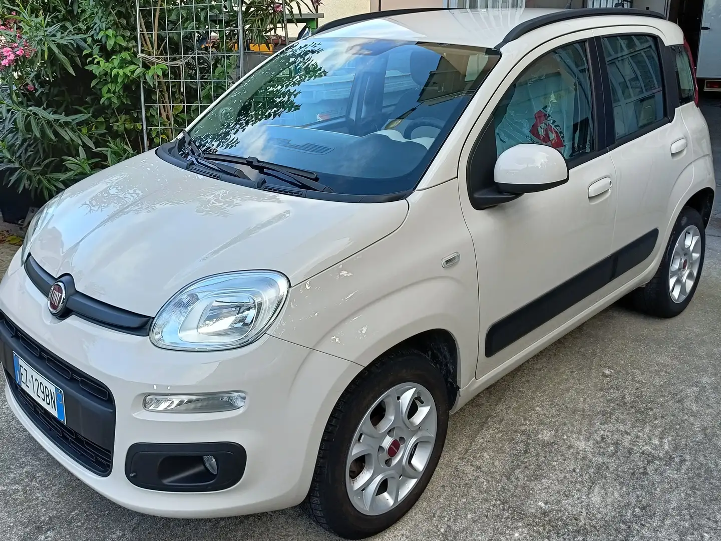 Fiat Panda Panda III 2012 0.9 t.air t. natural power Beige - 1