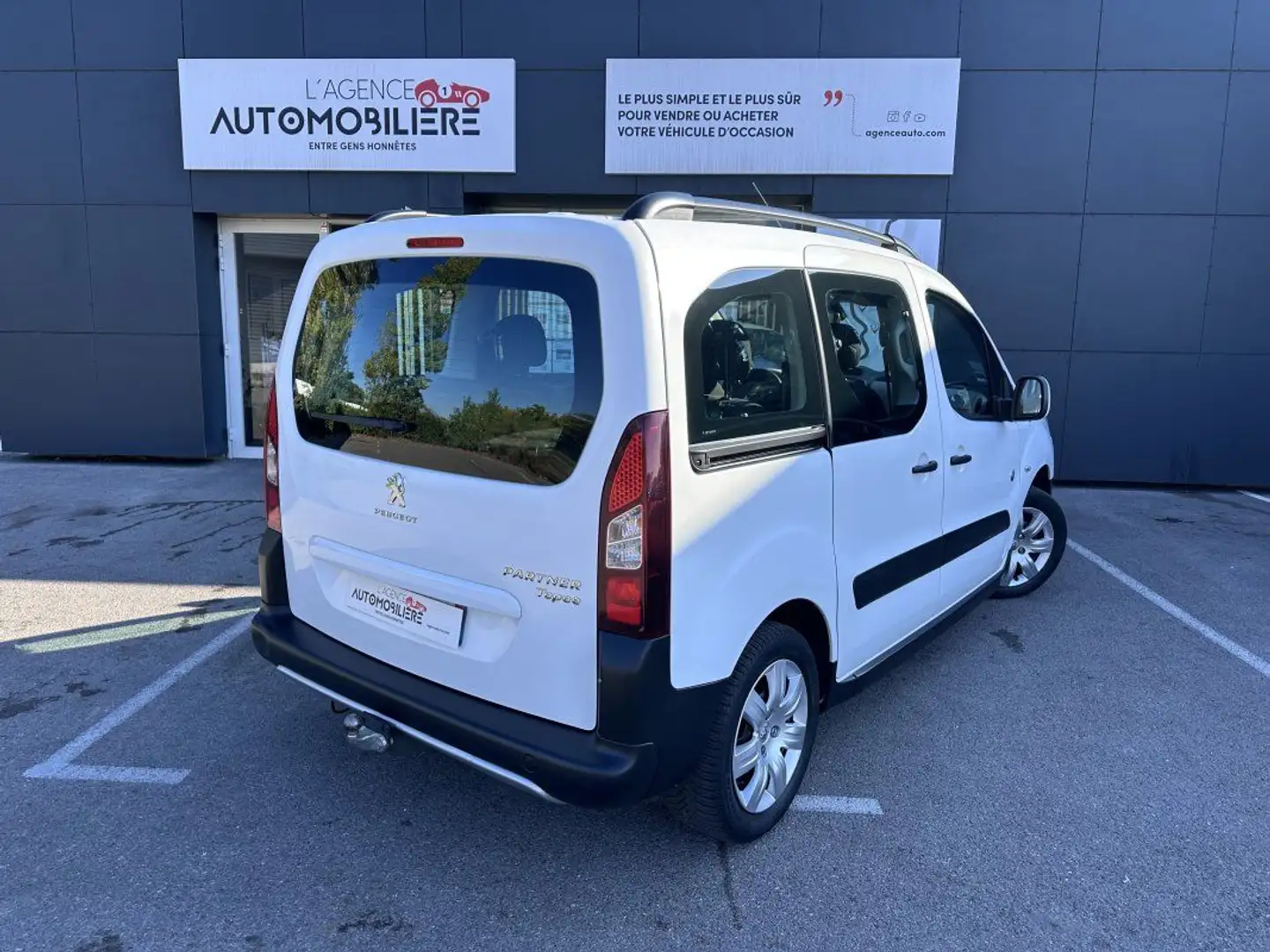 Peugeot Partner Tepee Outdoor 1.6 HDI FAP 90ch Blanc - 2