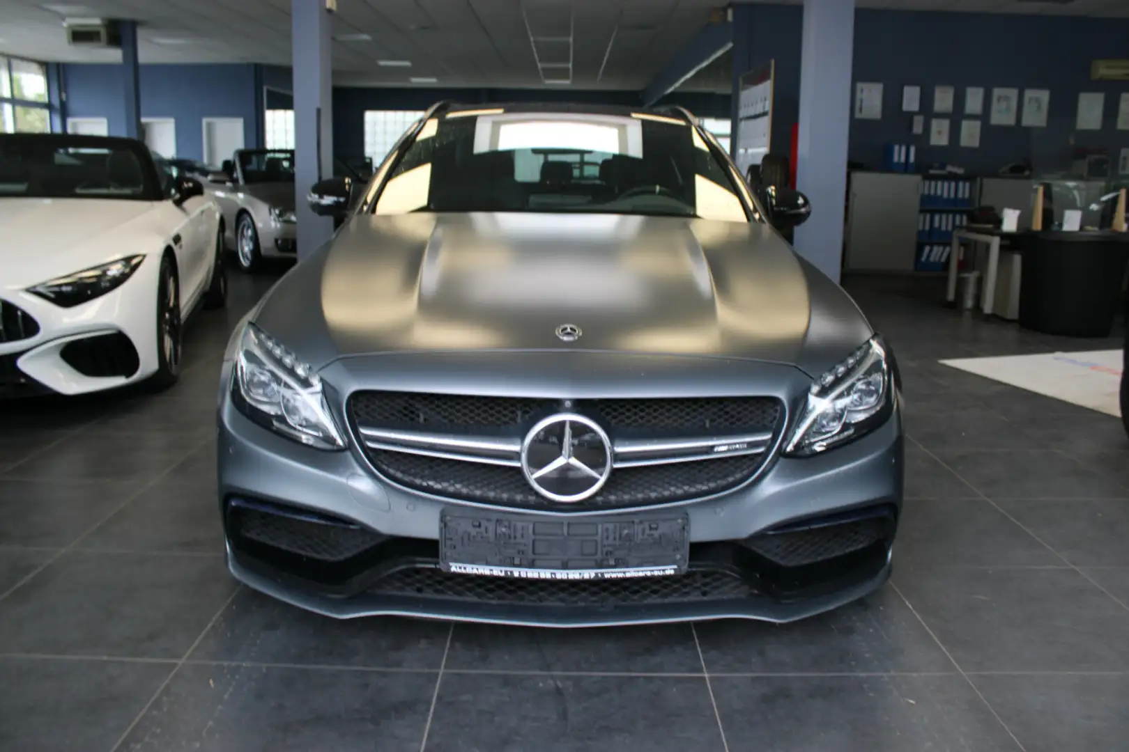 Mercedes-Benz C 63 AMG S T Speedshift 7G-MCT Grau - 2