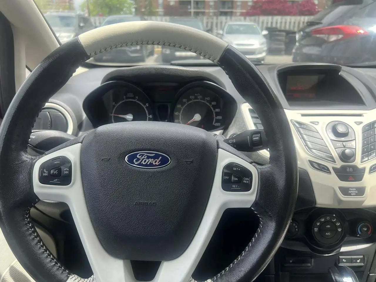Ford Fiesta снимка Ford Fiesta