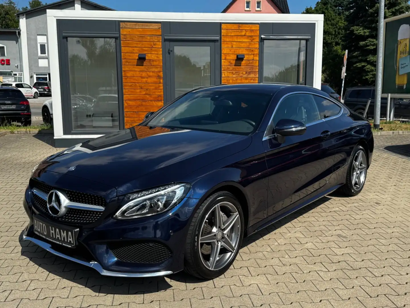 Mercedes-Benz C 180 Coupe AMG Line *STHZ*LED*LENK*NAVI* Blau - 2