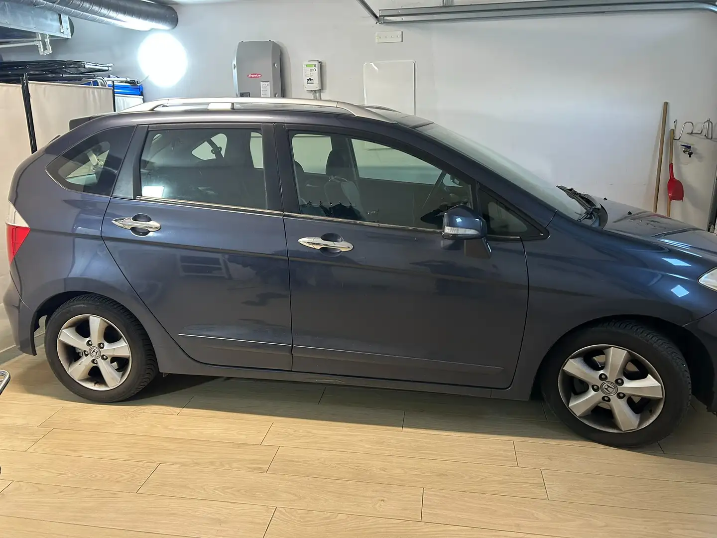 Honda FR-V FR-V 1.7 Comfort Plus Blau - 2