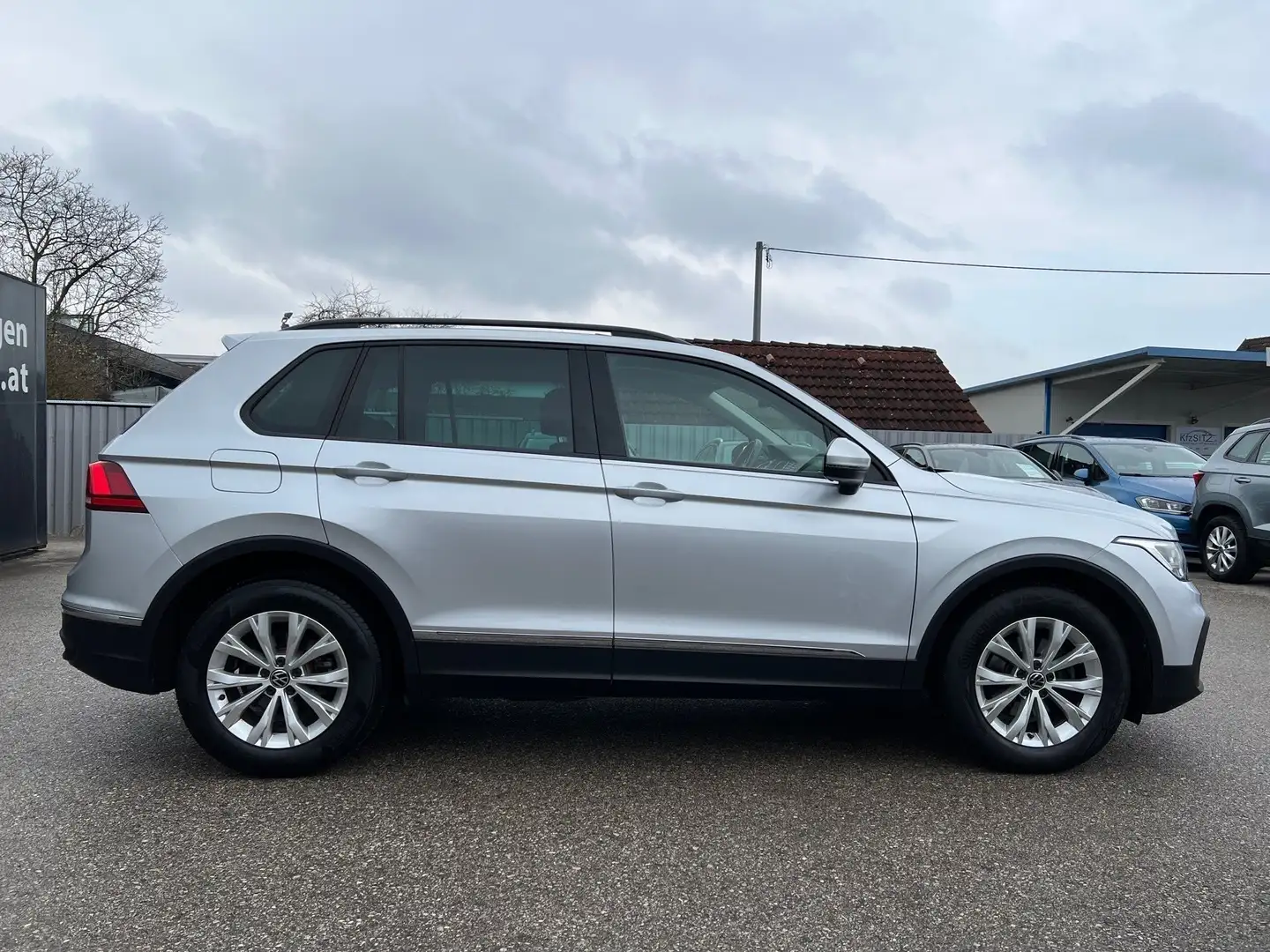 Volkswagen Tiguan 1,5 TSI ACT Life | ACC/RFK/ELEKTR. HECK Zilver - 2