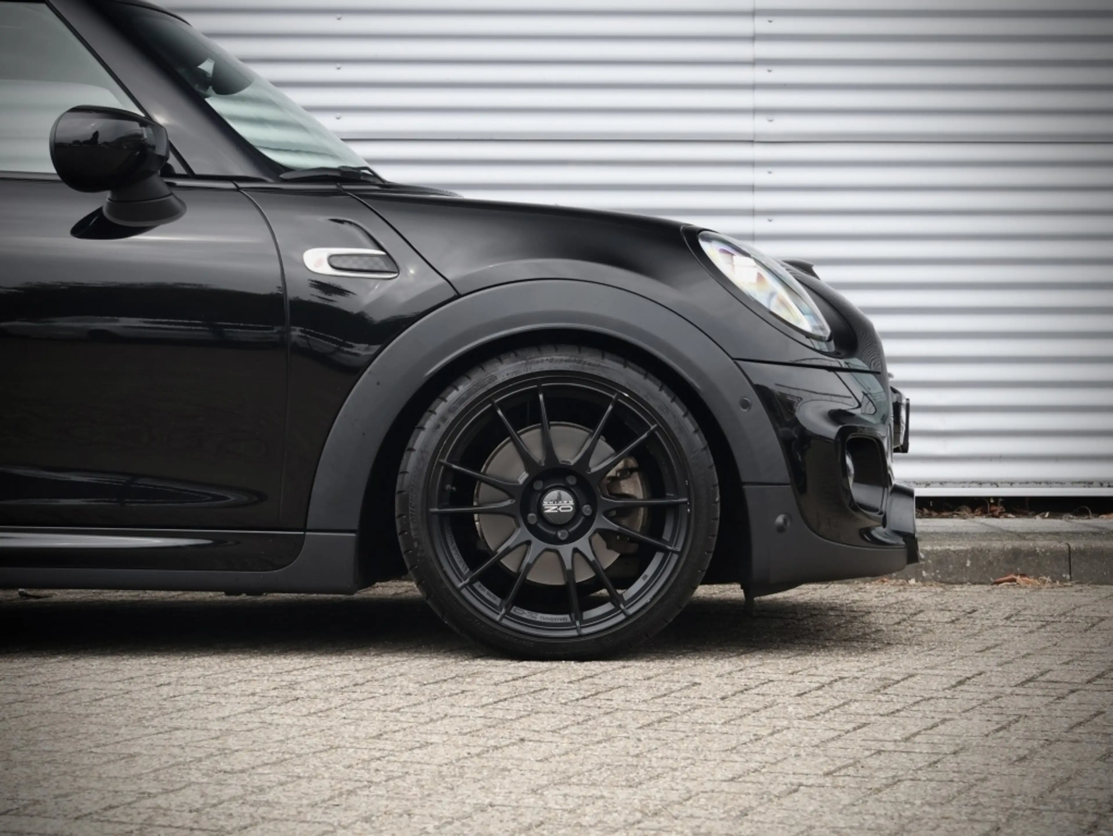 MINI Cooper S Hammersmith | Panodak | Leder | H&K | Carbon | NL — photo 14