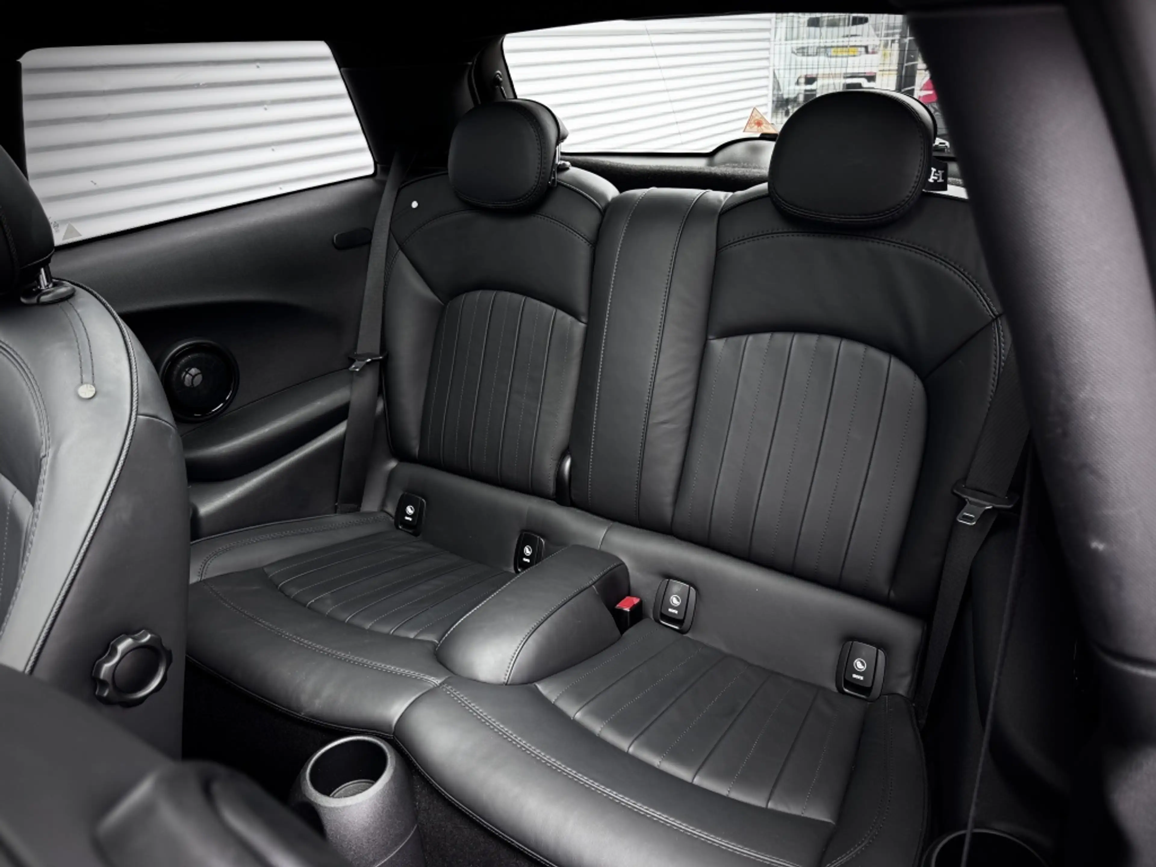 MINI Cooper S Hammersmith | Panodak | Leder | H&K | Carbon | NL — photo 7