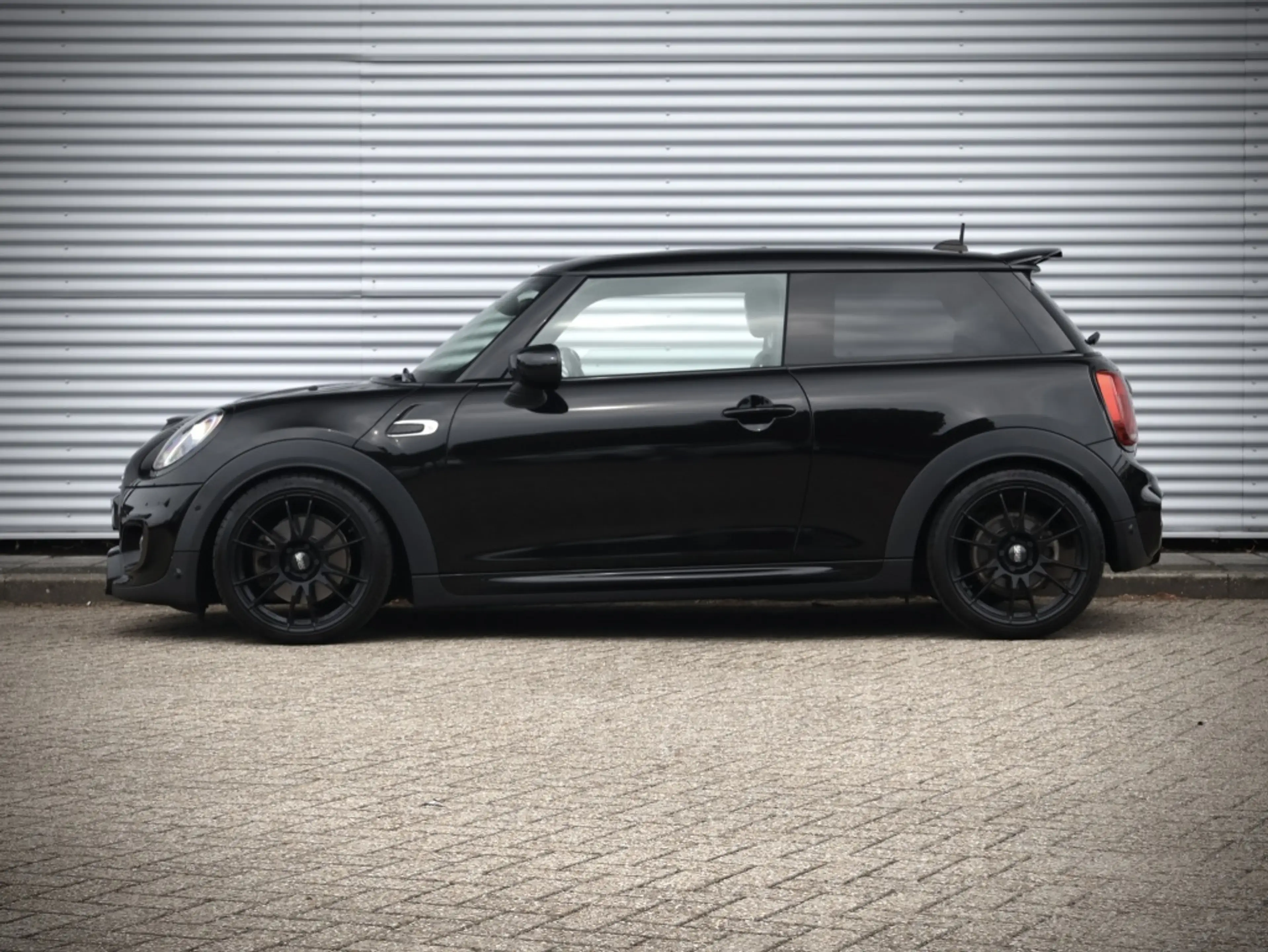 MINI Cooper S Hammersmith | Panodak | Leder | H&K | Carbon | NL — photo 10