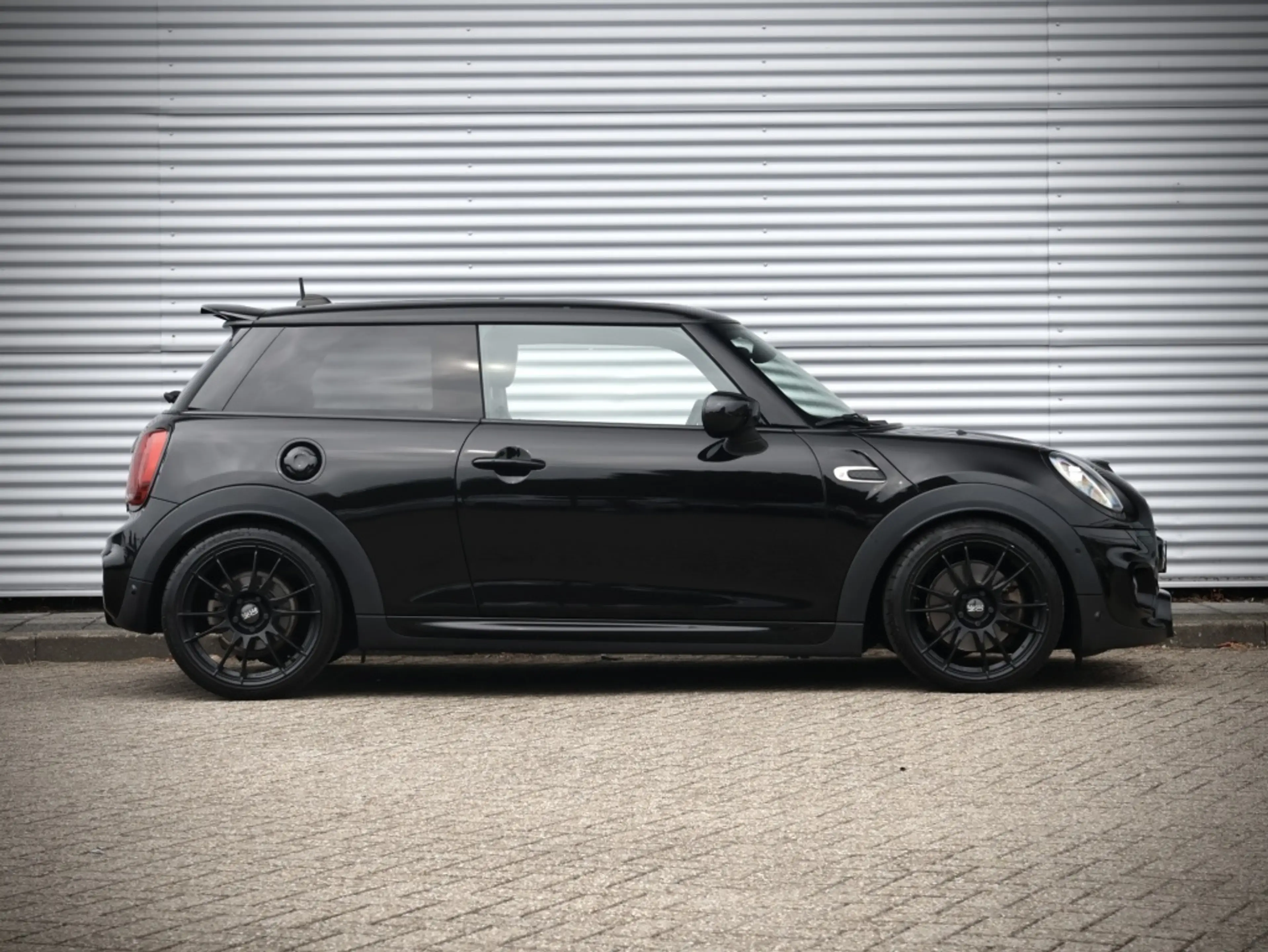 MINI Cooper S Hammersmith | Panodak | Leder | H&K | Carbon | NL — photo 13