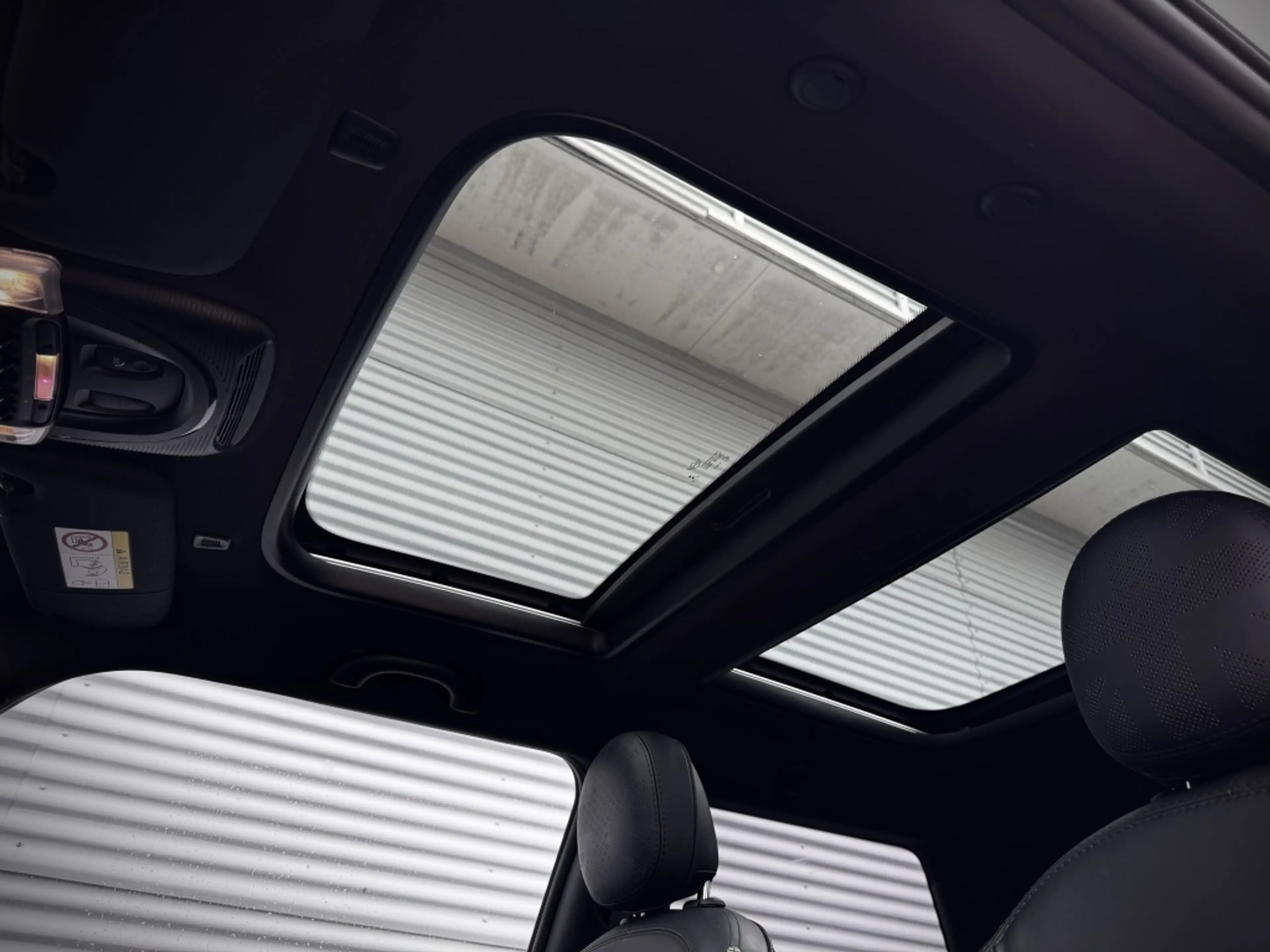 MINI Cooper S Hammersmith | Panodak | Leder | H&K | Carbon | NL — photo 8