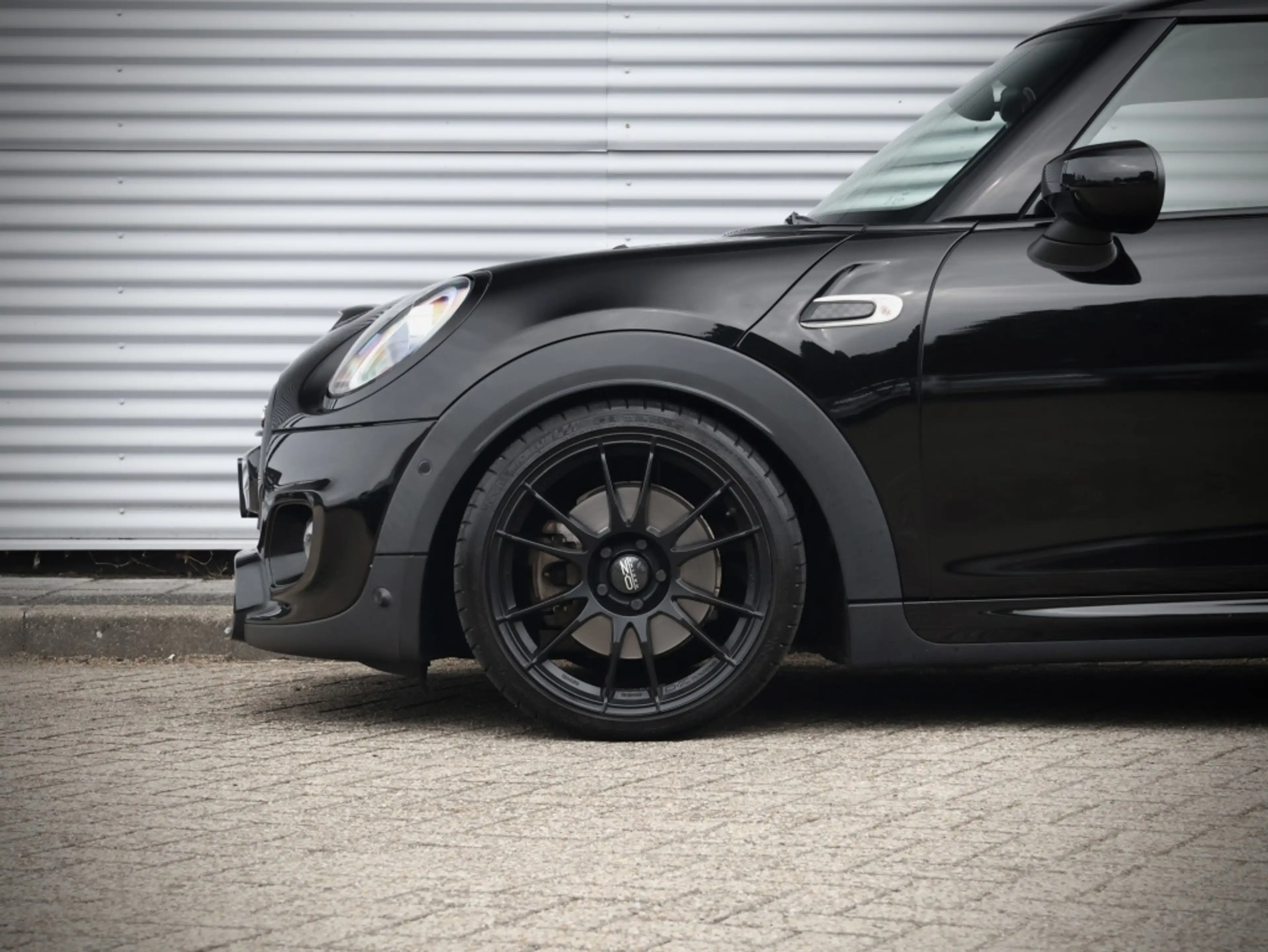 MINI Cooper S Hammersmith | Panodak | Leder | H&K | Carbon | NL — photo 9