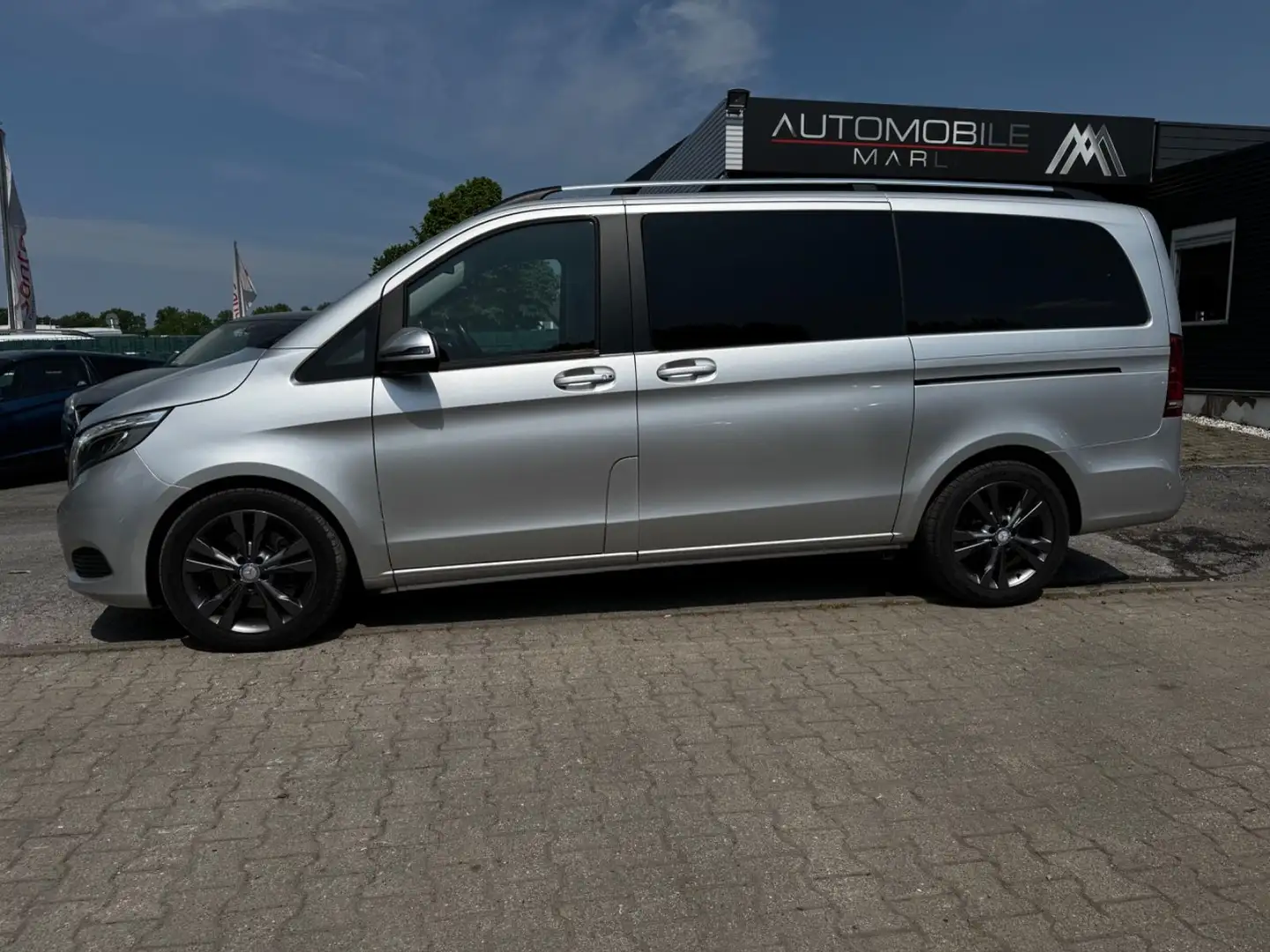 Mercedes-Benz V 220 V -Klasse V 250 CDI/d*EDITION lang*PANORAMA* Argent - 2