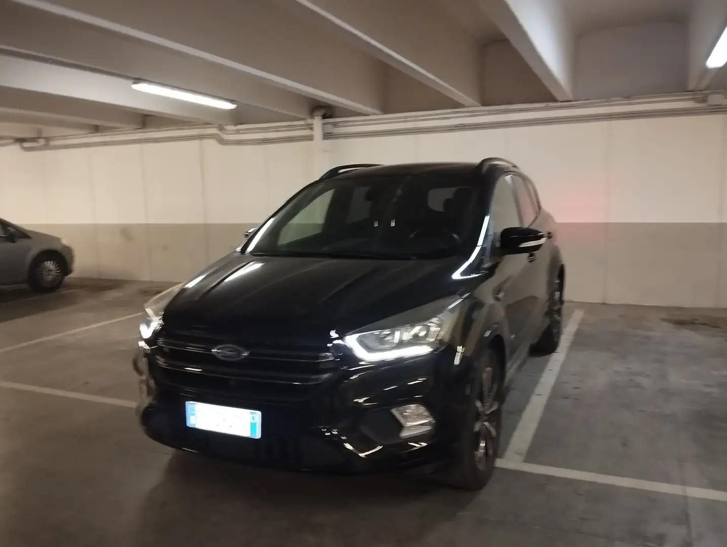 Ford Kuga 2.0 TDCi 4x4 Aut. ST-Line - 1