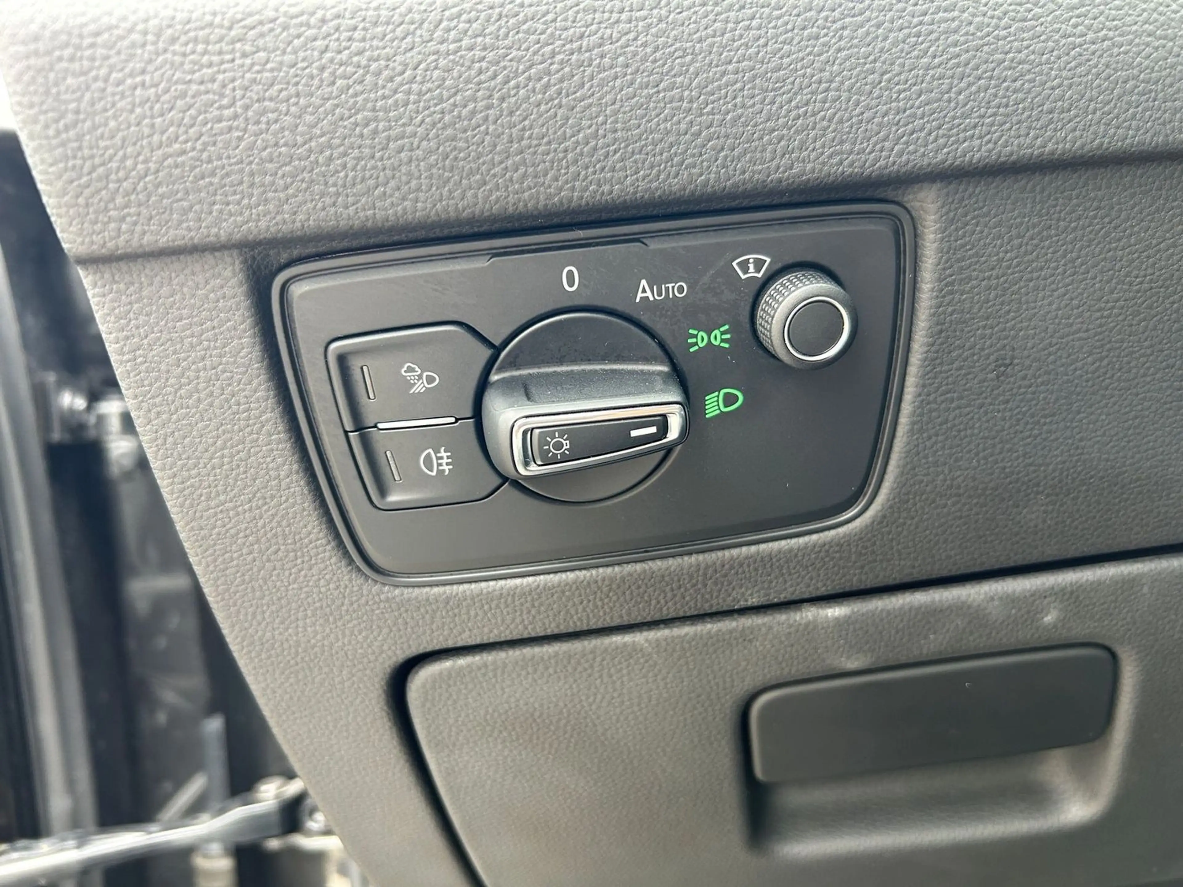 Volkswagen Arteon R-Line 4Motion 2.0TDI *360°*AHK*ACC*PANO*HEAD-UP* — photo 14
