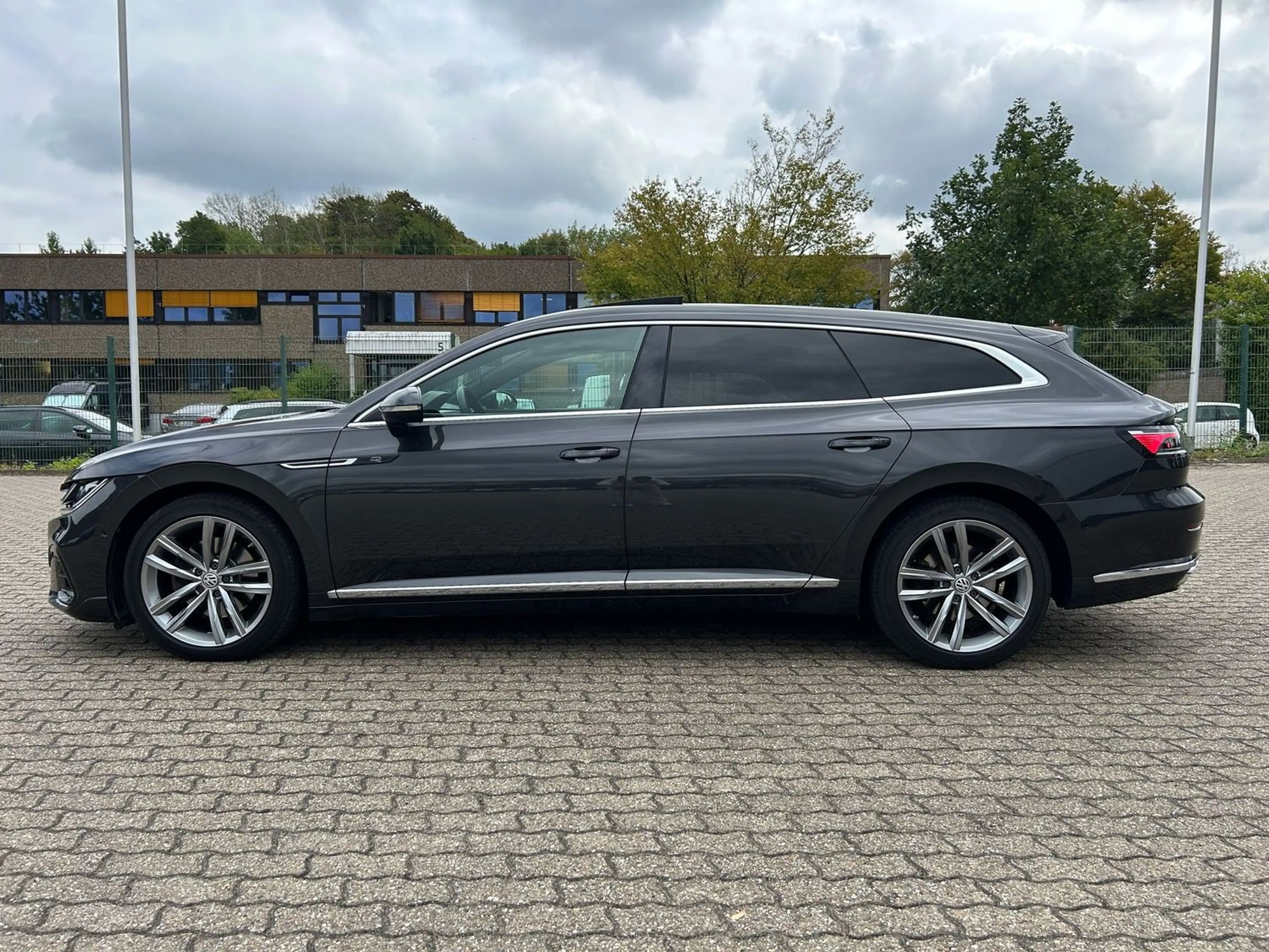 Volkswagen Arteon R-Line 4Motion 2.0TDI *360°*AHK*ACC*PANO*HEAD-UP* — photo 6