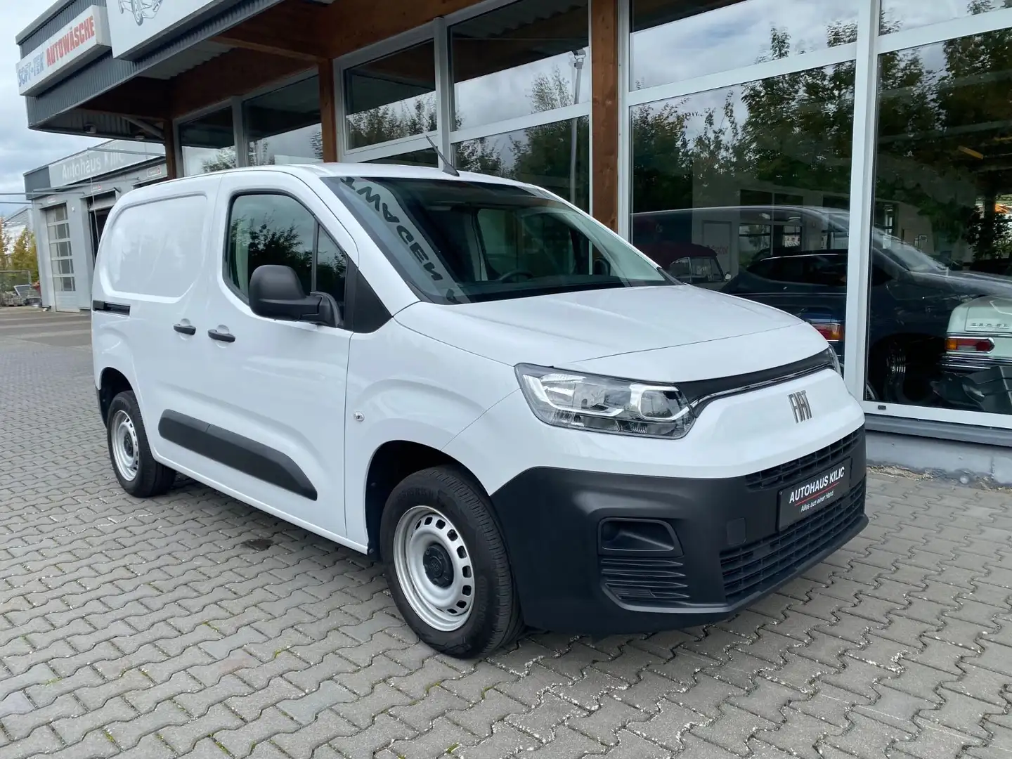 Fiat Doblo Doblò Kastenwagen L1 1.5 BlueHDi Klima Weiß - 1