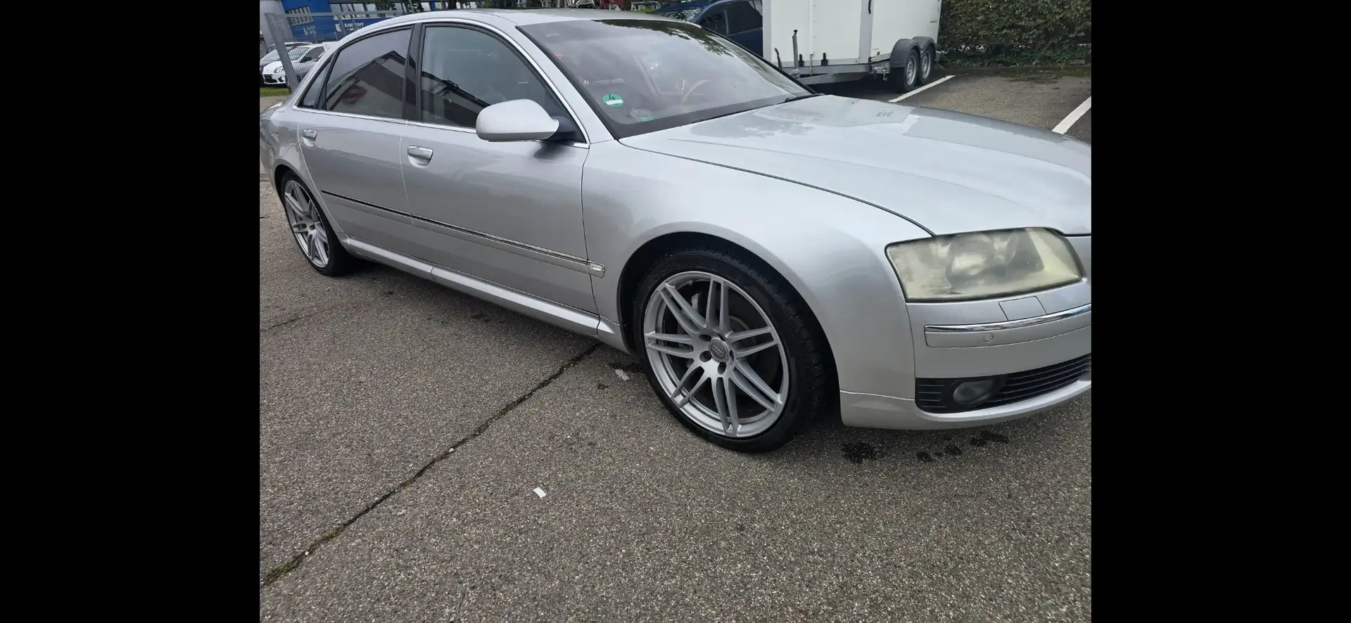 Audi A8 A8 4.2 quattro Langversion - 1