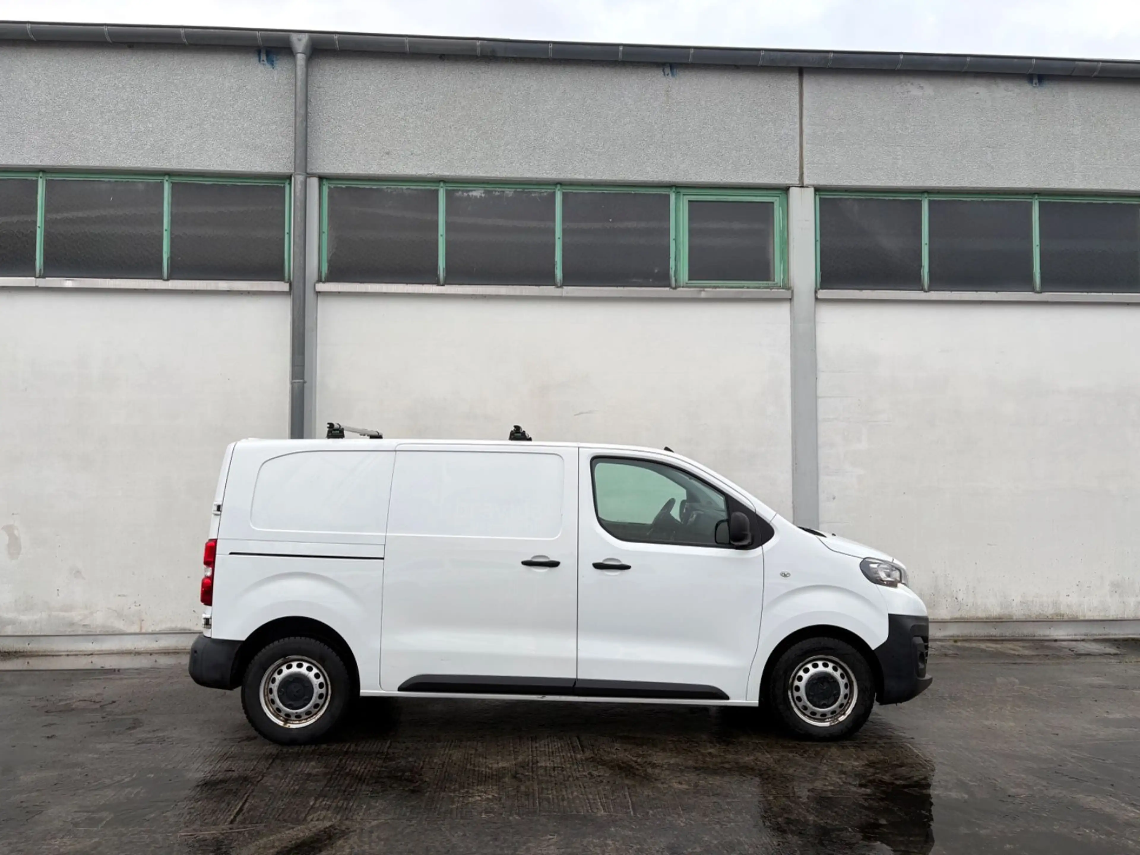Peugeot Expert Premium L2, Sitzheizung, AHK, PDC — photo 6