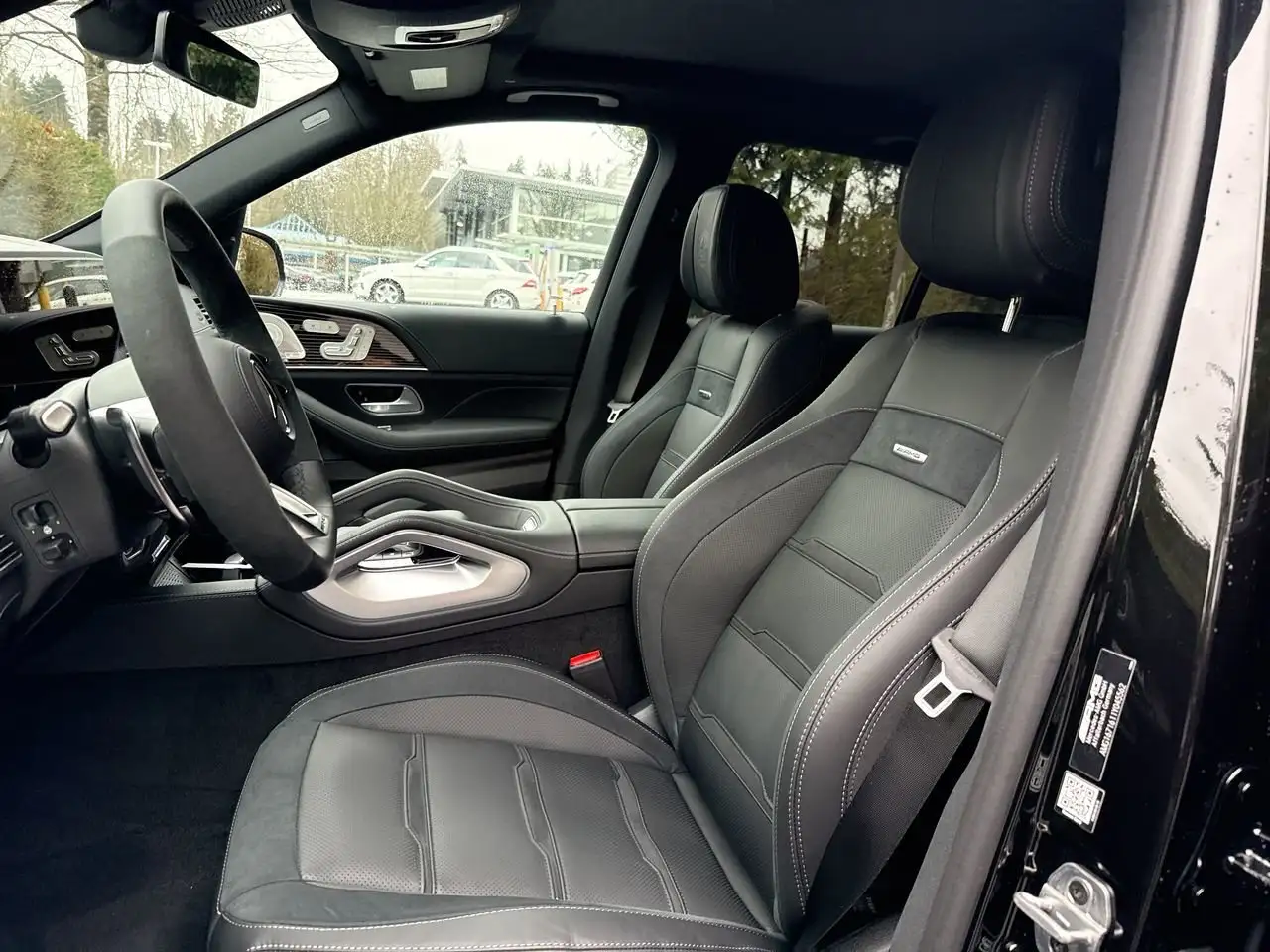 Mercedes-Benz GLE снимка Mercedes-Benz GLE