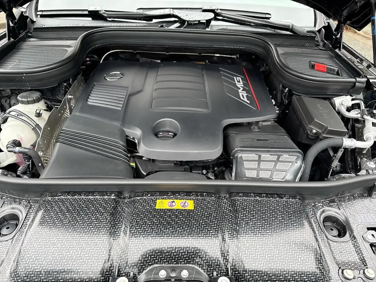 Mercedes-Benz GLE снимка Mercedes-Benz GLE