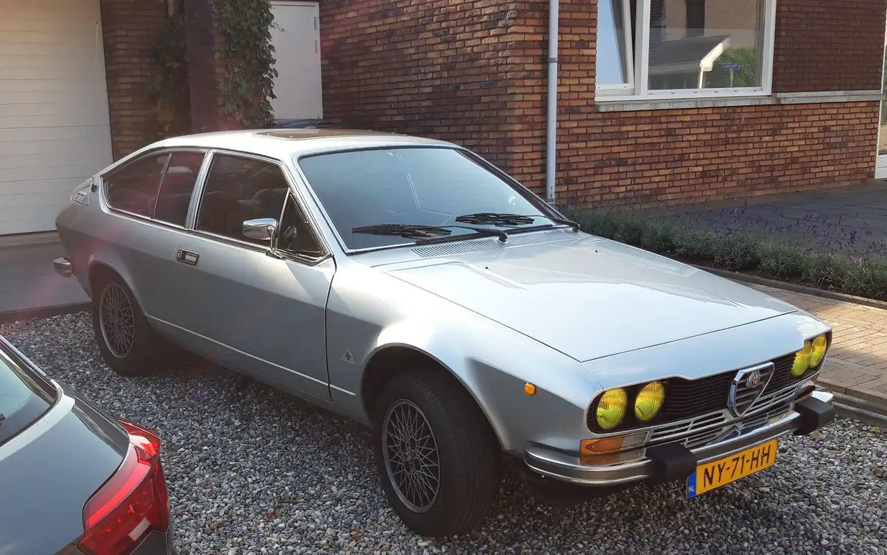 Alfa Romeo Alfetta 2.0 Veloce, foto 6