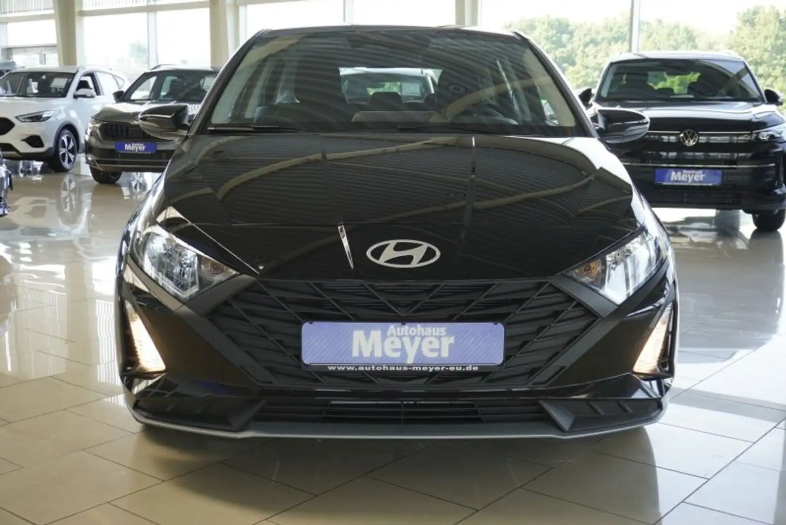 Hyundai i20 1,2 79PS Navi/Winterp/Kamera/Temp/Pdc    ** Nero - 2