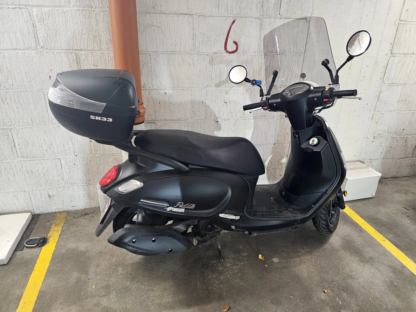 SYM Fiddle 50 Fiddle 4 Czarny - 1