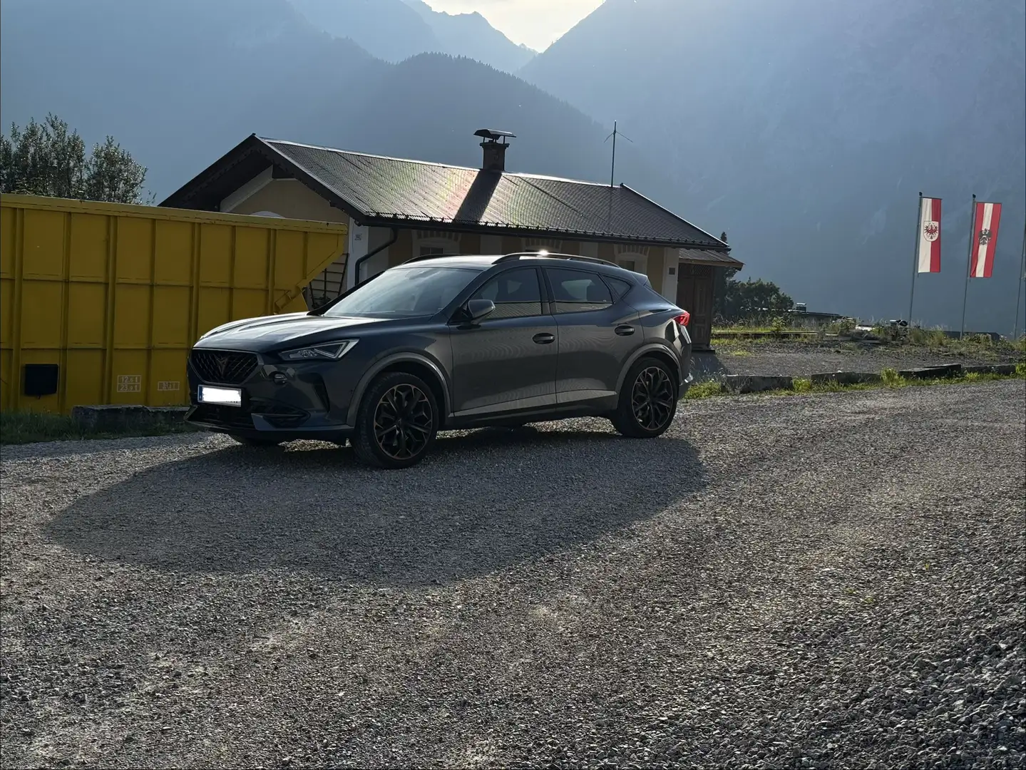 CUPRA Formentor VZ 2,0 TSI 4Drive DSG - 2