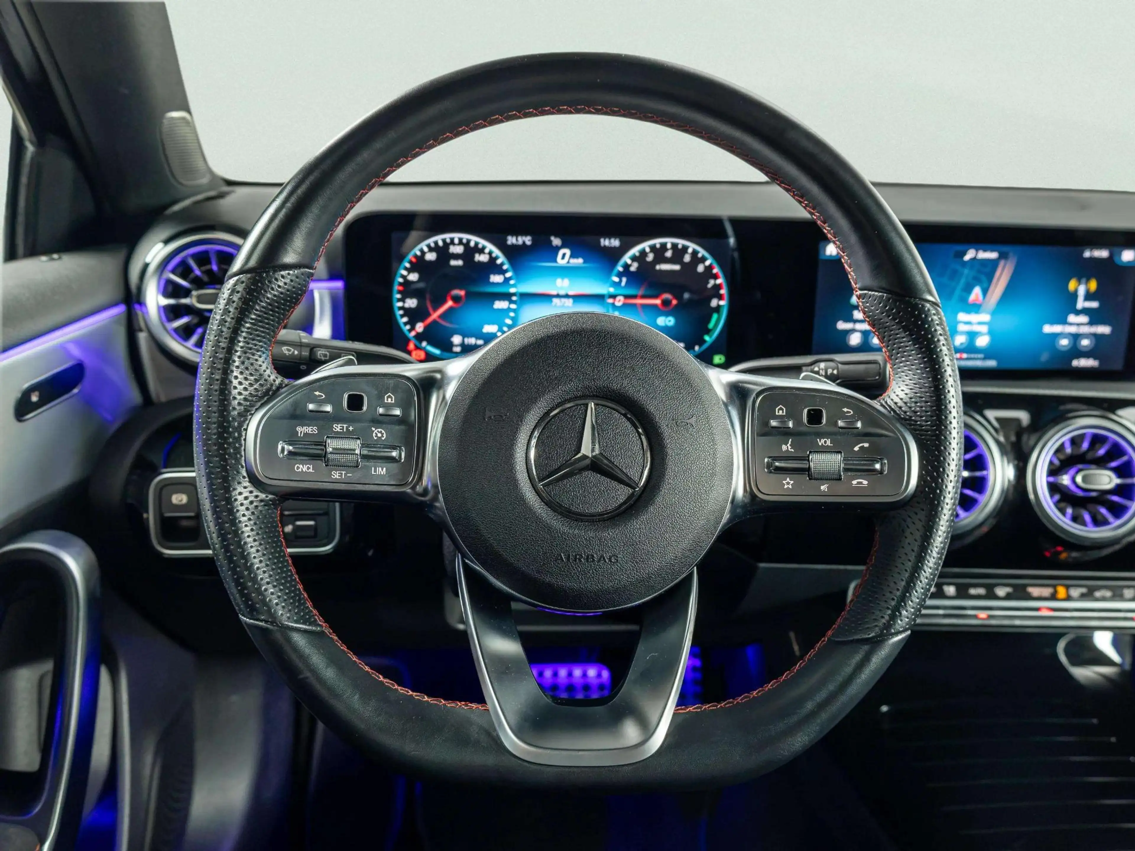 Mercedes-Benz A 250 Hatchback e Business Solution AMG Limited | Panora — photo 15