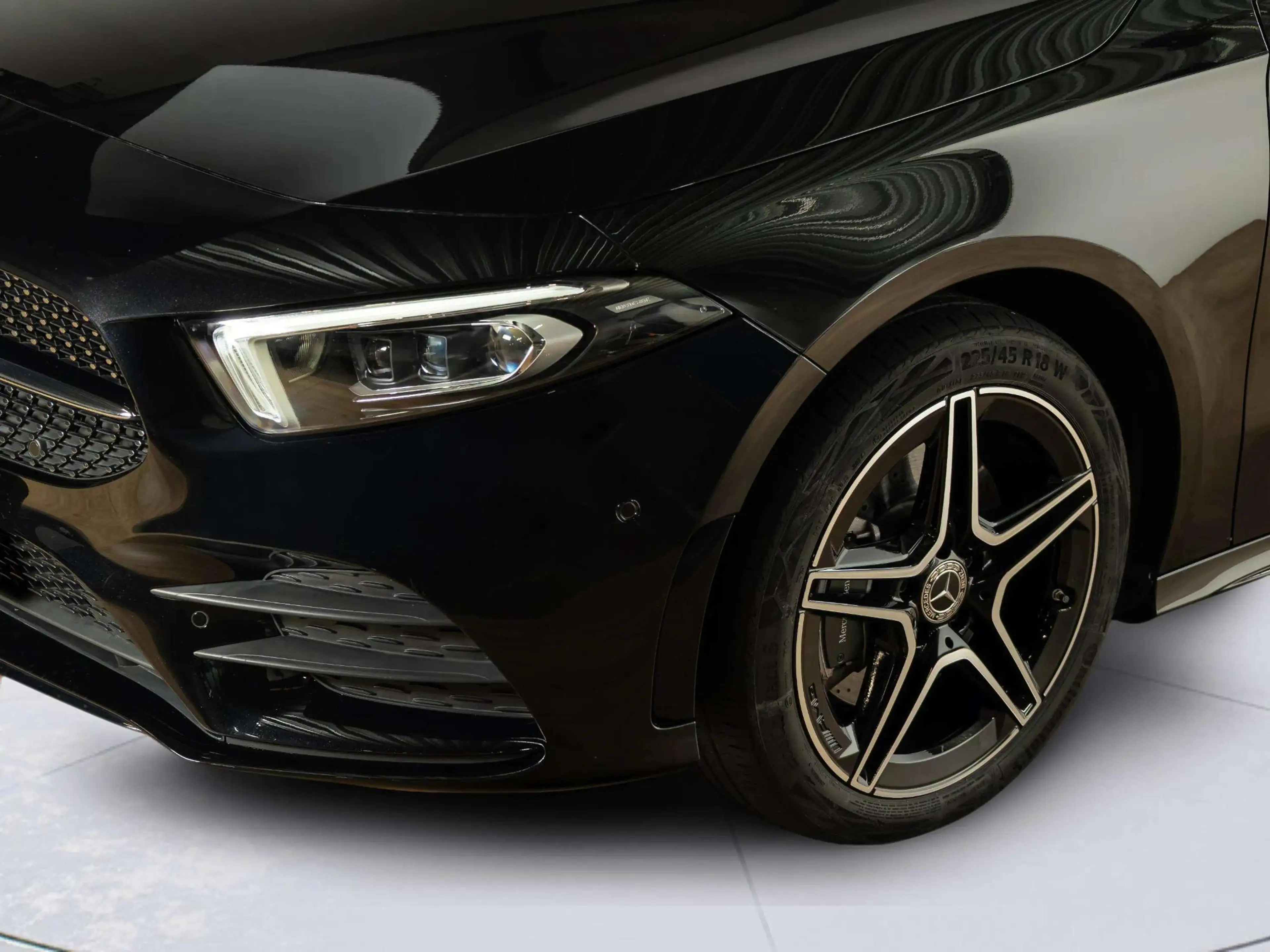 Mercedes-Benz A 250 Hatchback e Business Solution AMG Limited | Panora — photo 6