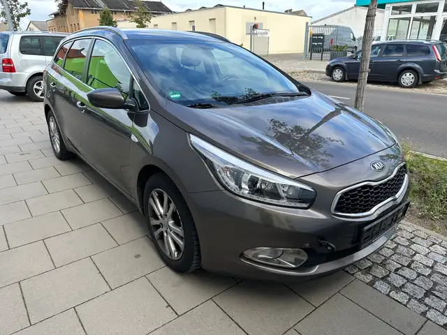 Kia Ceed SW / cee'd SW Dream Team