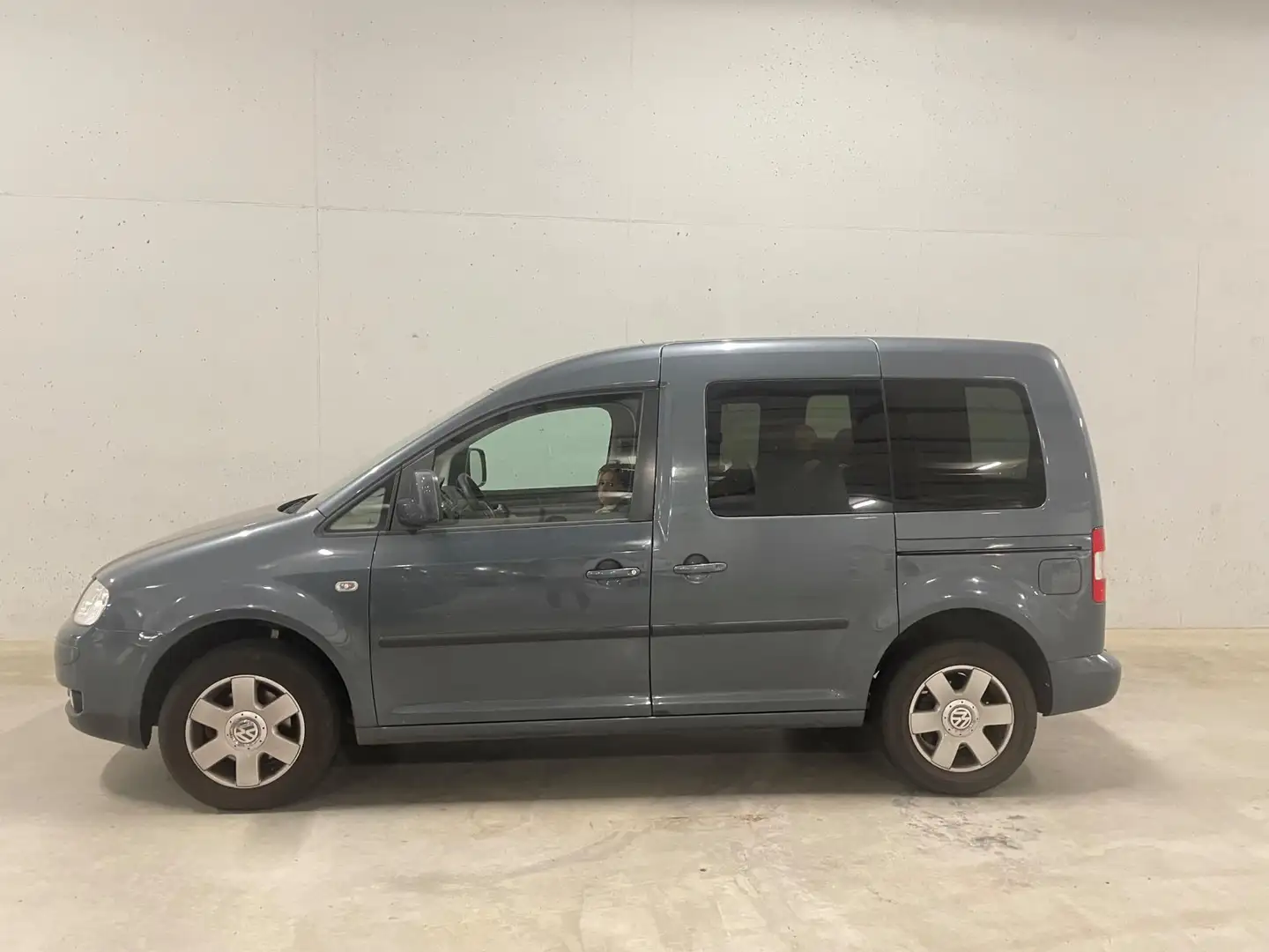 Volkswagen Caddy Combi 1.6 Comfortline 5p. Navi Airco Trekhaak Gris - 2