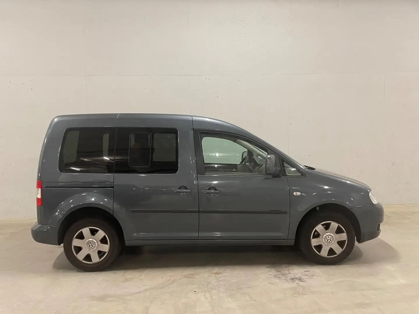 Volkswagen Caddy Combi 1.6 Comfortline 5p. Navi Airco Trekhaak Gris - 1