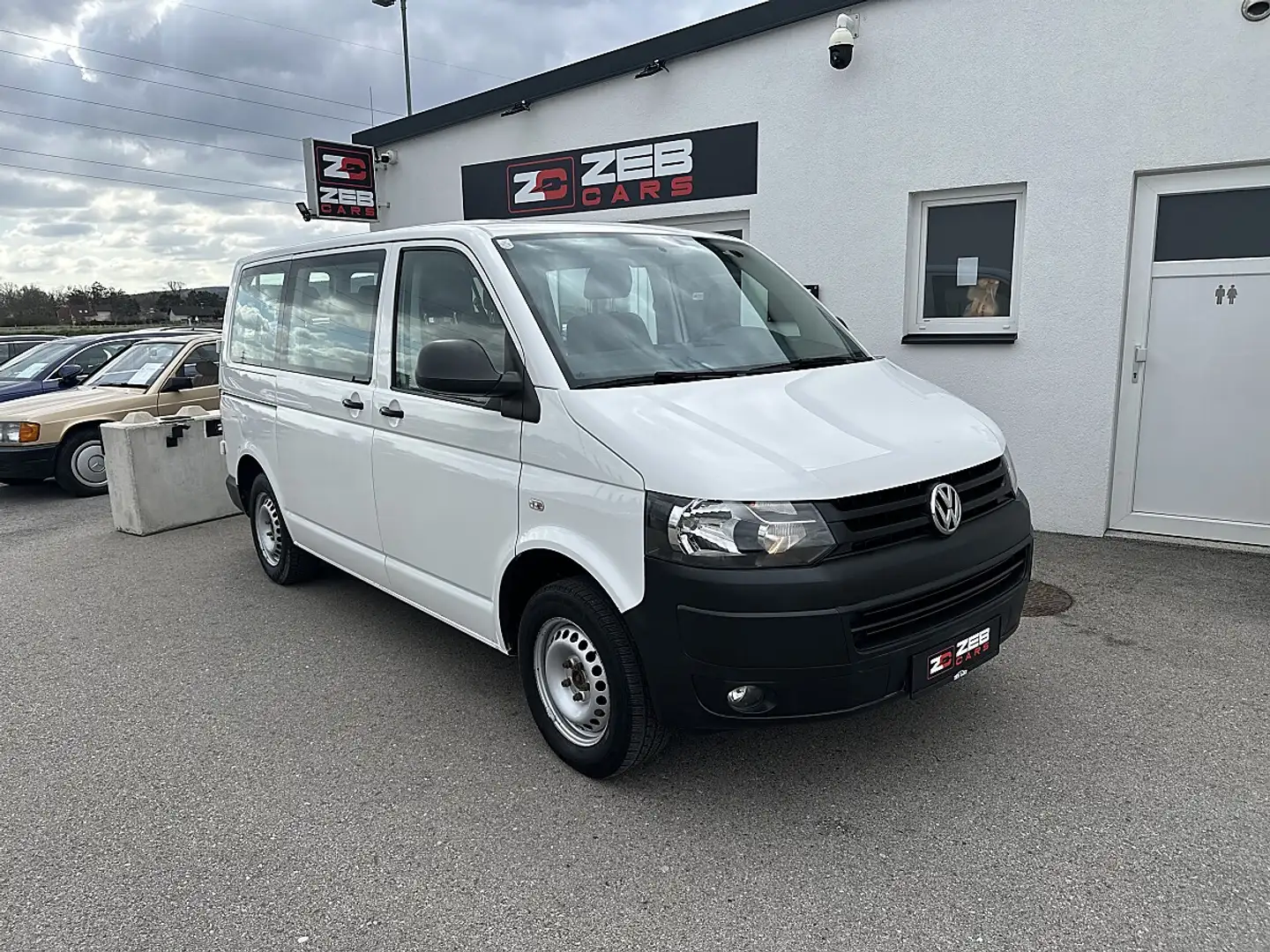 Volkswagen T5 Kombi 2,0 Entry TDI 1.Besitz, 9 Sitze, MWST Ausweisbar Weiß - 2