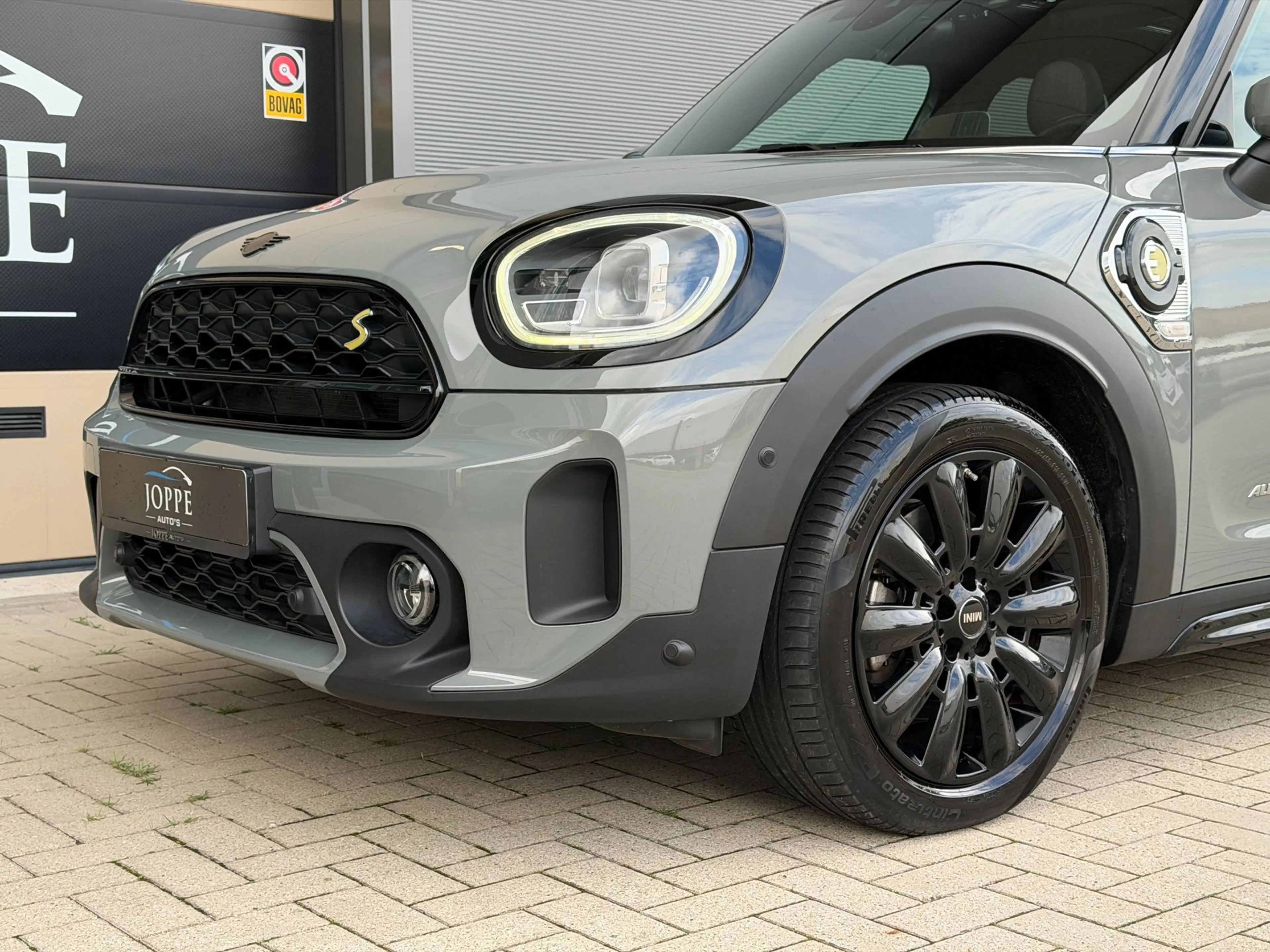 MINI Cooper SE Countryman 1.5 ALL4 |Pano|Black Pack|HeadUp|Leder|ACC|Moonwal — photo 11