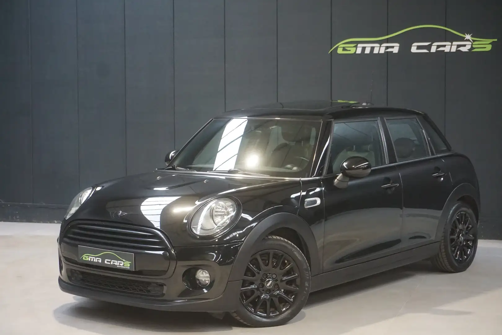 MINI Cooper D Automaat-Navi-Leder-Airco-Pano-PDC-Garantie Zwart - 1