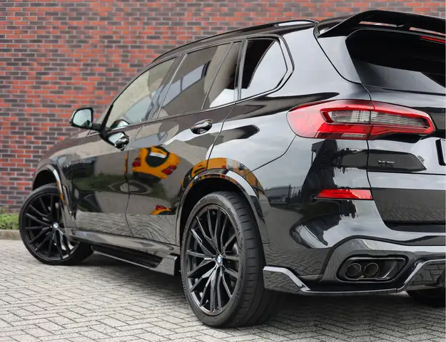 BMW X5 view 7