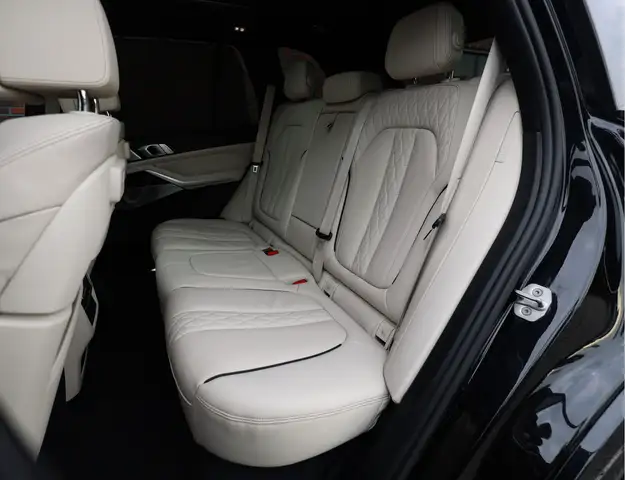 BMW X5 view 29