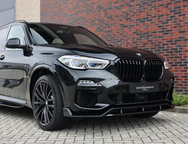 BMW X5 view 20