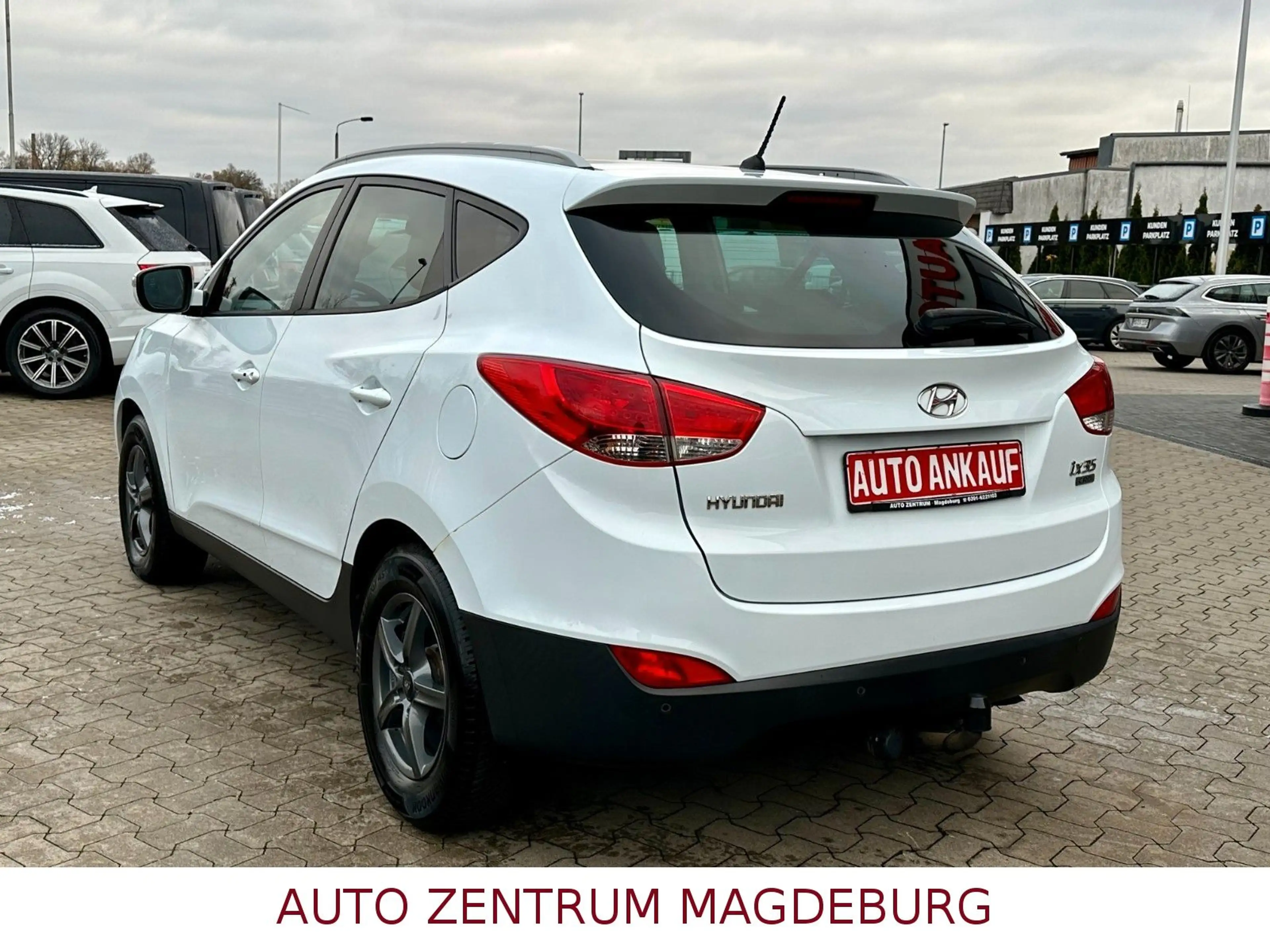 Hyundai iX35 Style 2WD Klimaaut,Tempo,Pano,AHK — photo 9