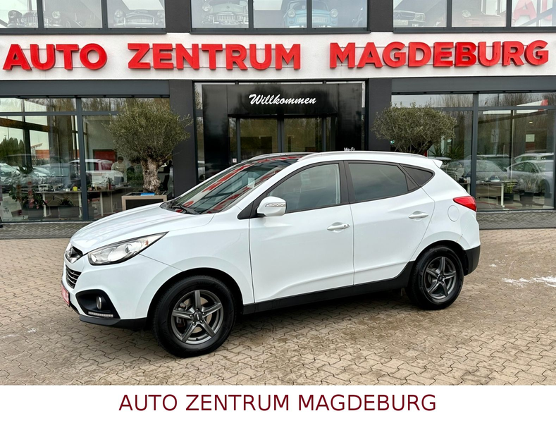 Hyundai iX35 Style 2WD Klimaaut,Tempo,Pano,AHK