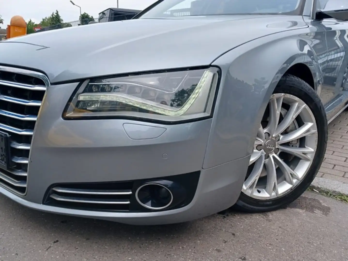 Audi A8 4.0 TFSI QUT*LED*ACC*360*B&O*TOTW*SOFT Grigio - 2